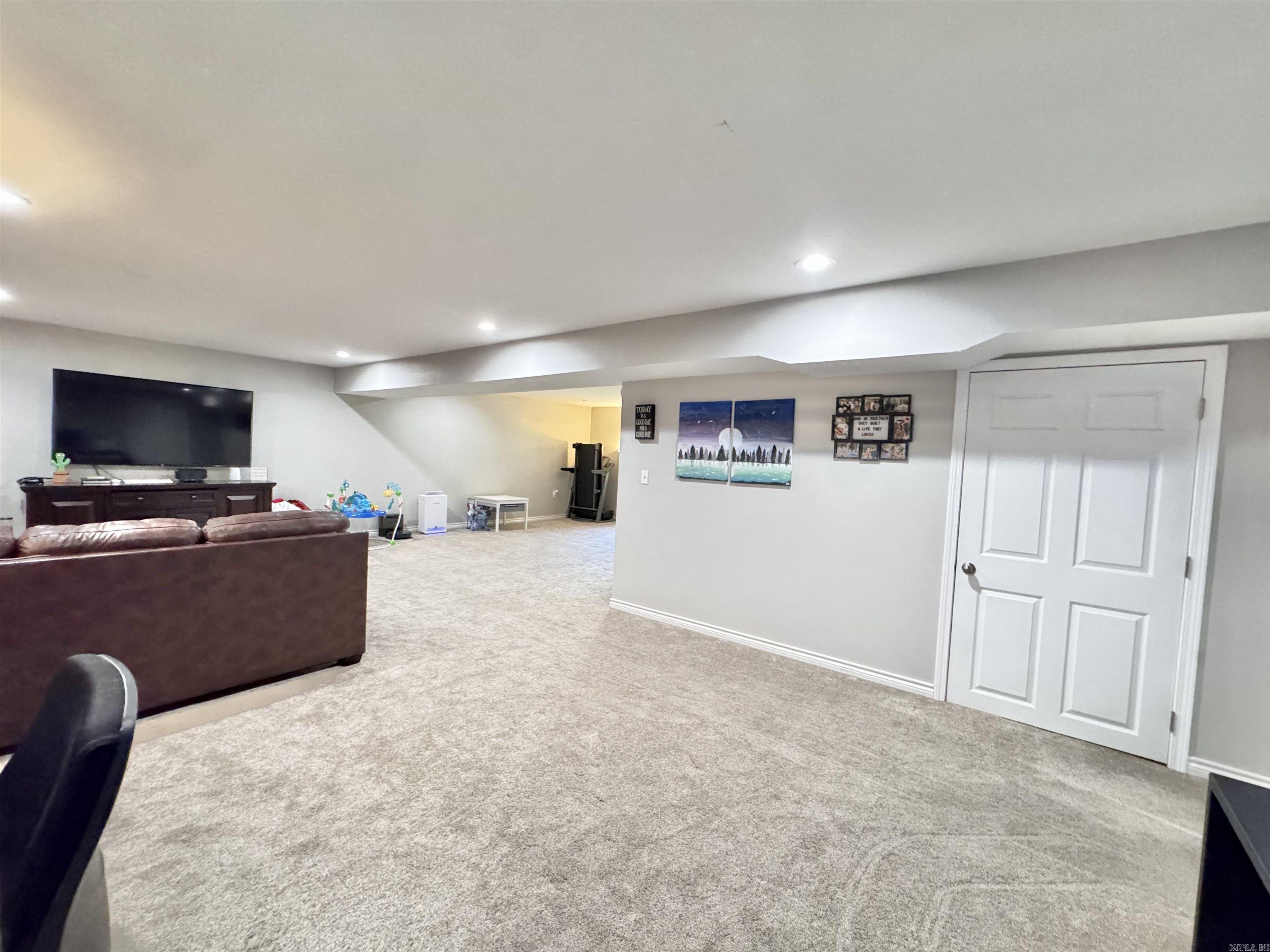 1421 E Justice Road Property Photo 31
