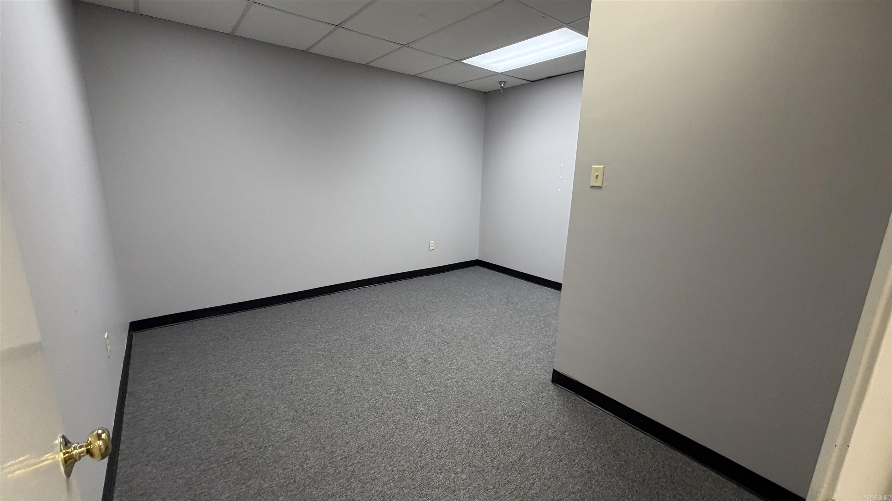 204 Executive Court Property Photo 5