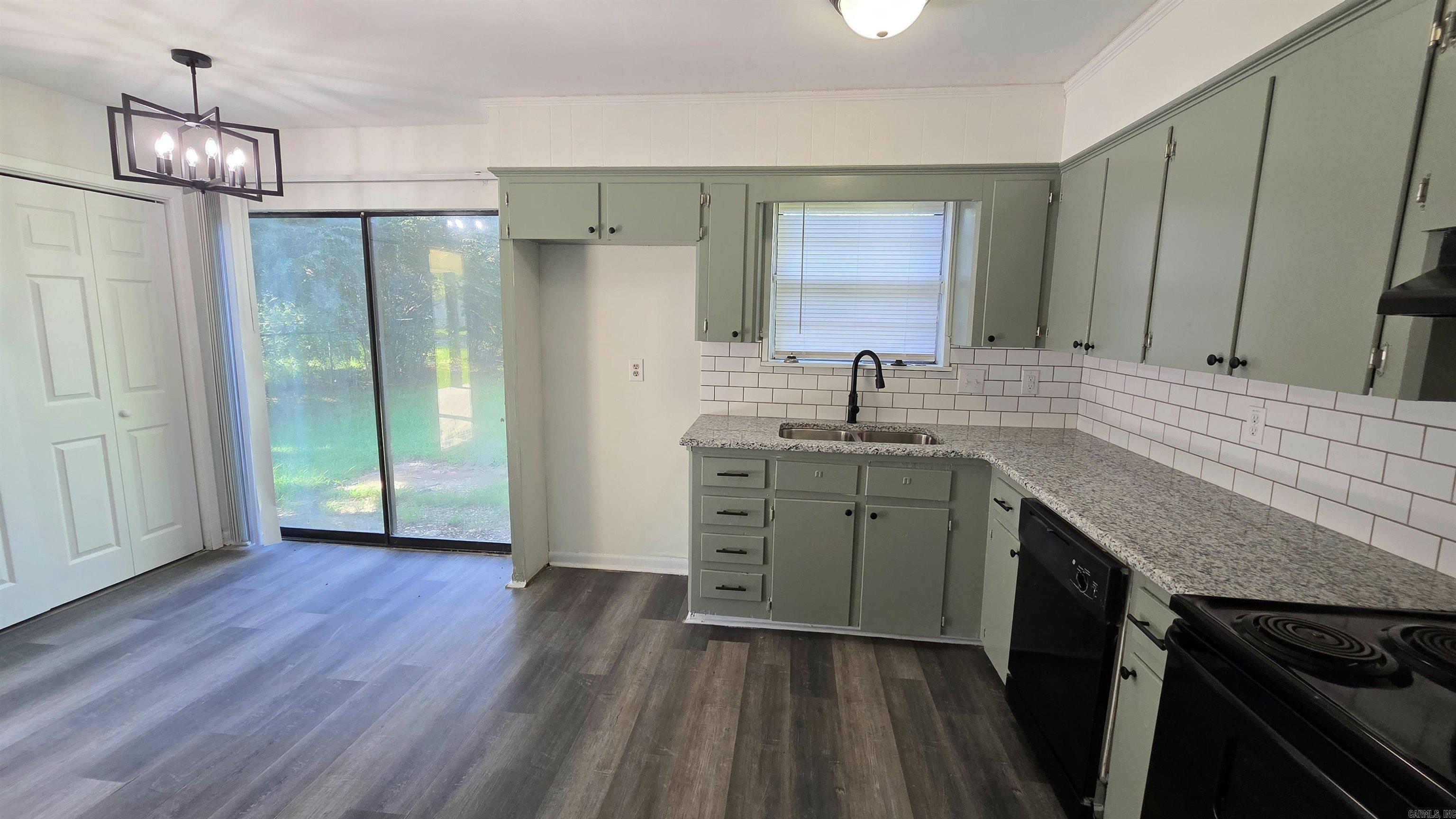 106 Santa Fe Trl Property Photo 3
