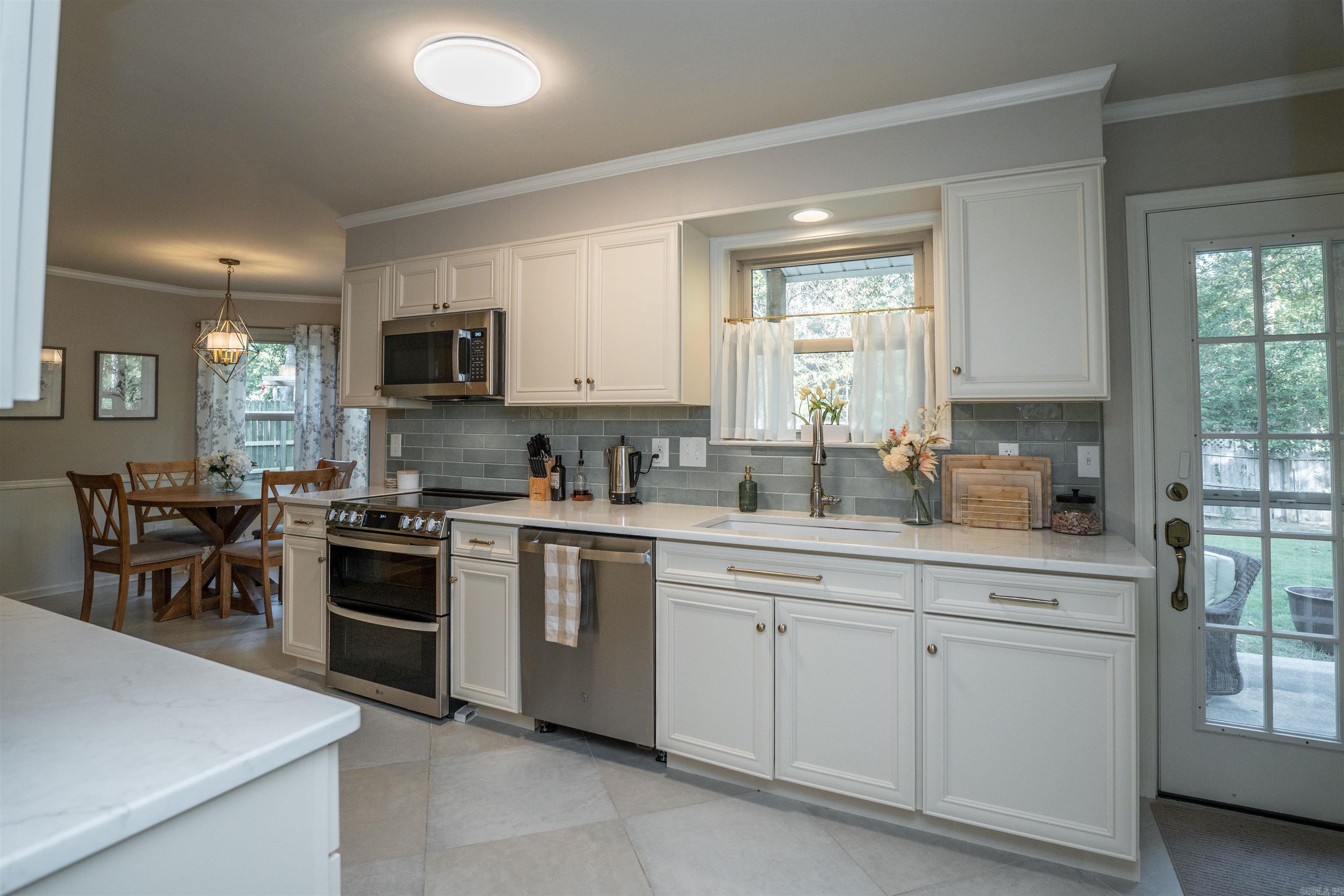 3006 Valley Park Drive Property Photo 16