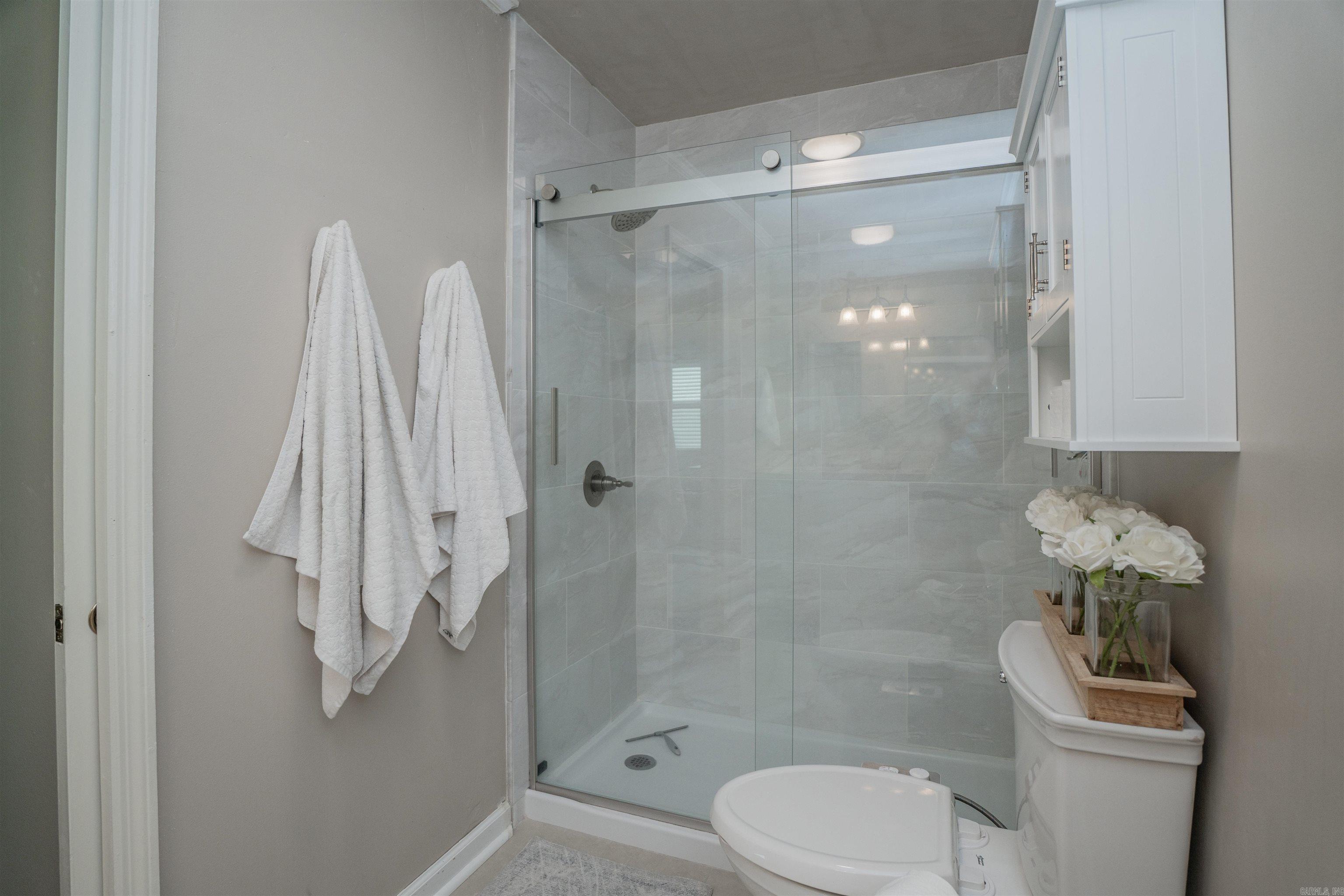 3006 Valley Park Drive Property Photo 20