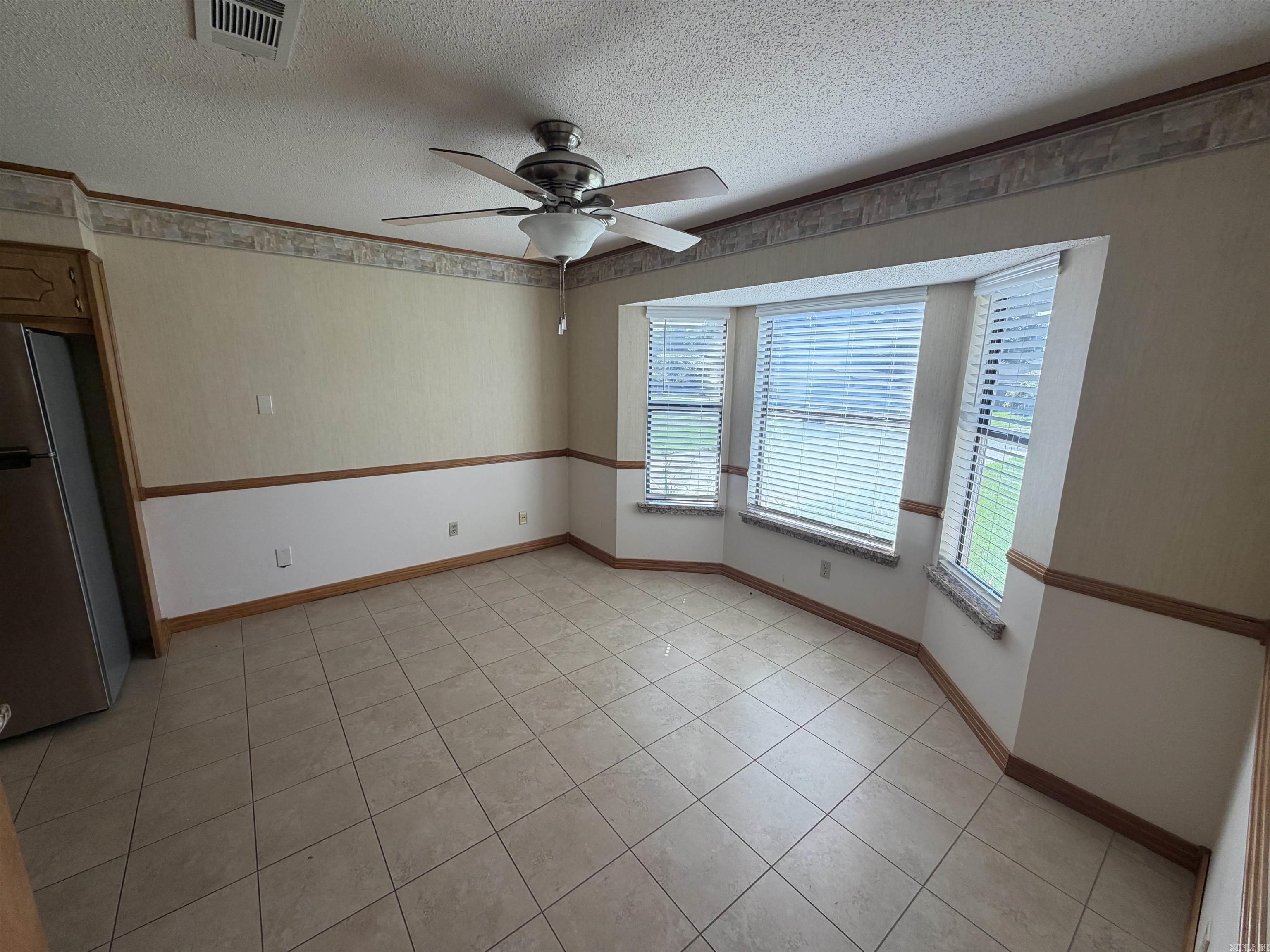 618 Nottingham Cv Property Photo 5