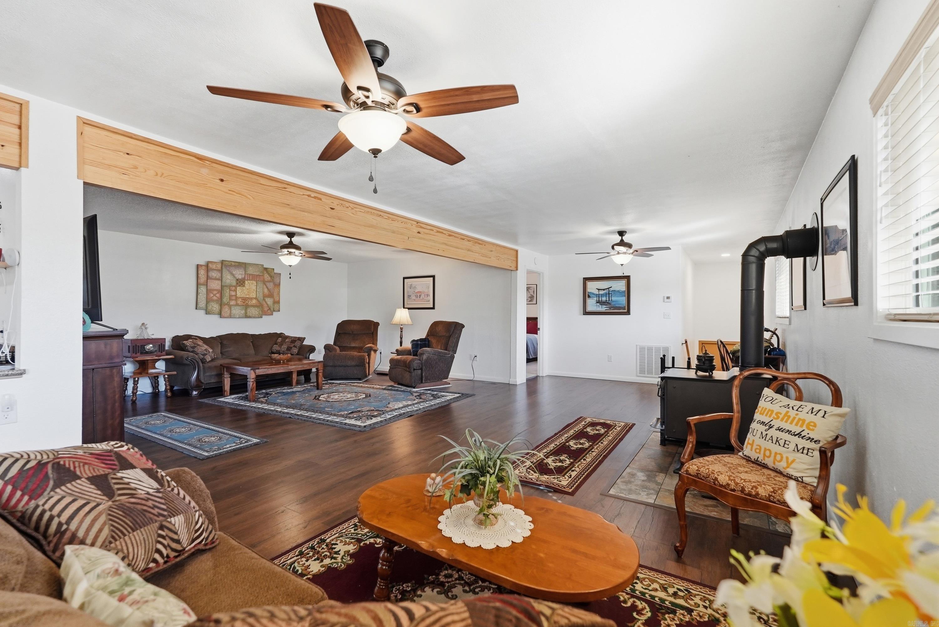 279 River Drive Est Property Photo 15