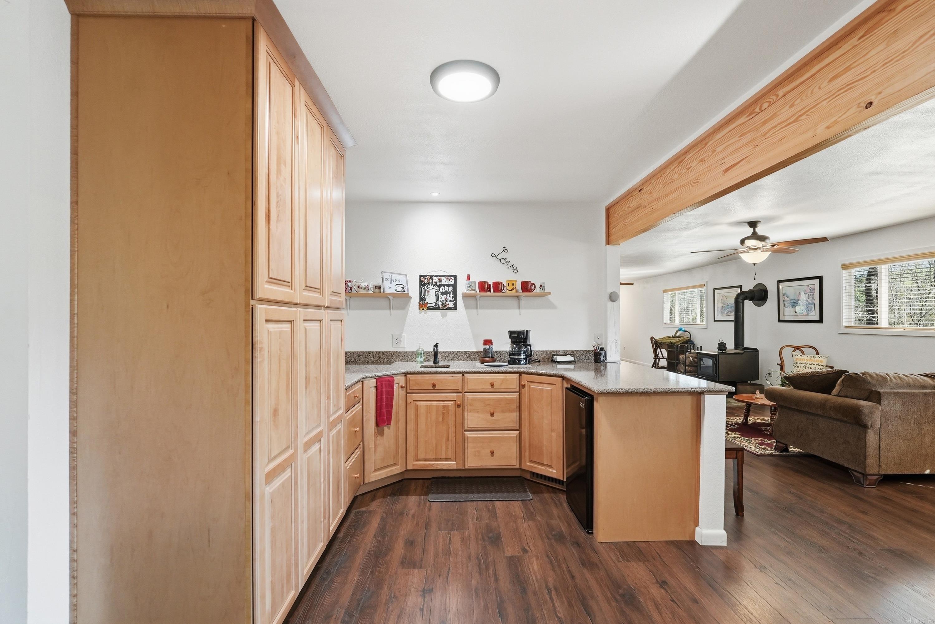 279 River Drive Est Property Photo 20