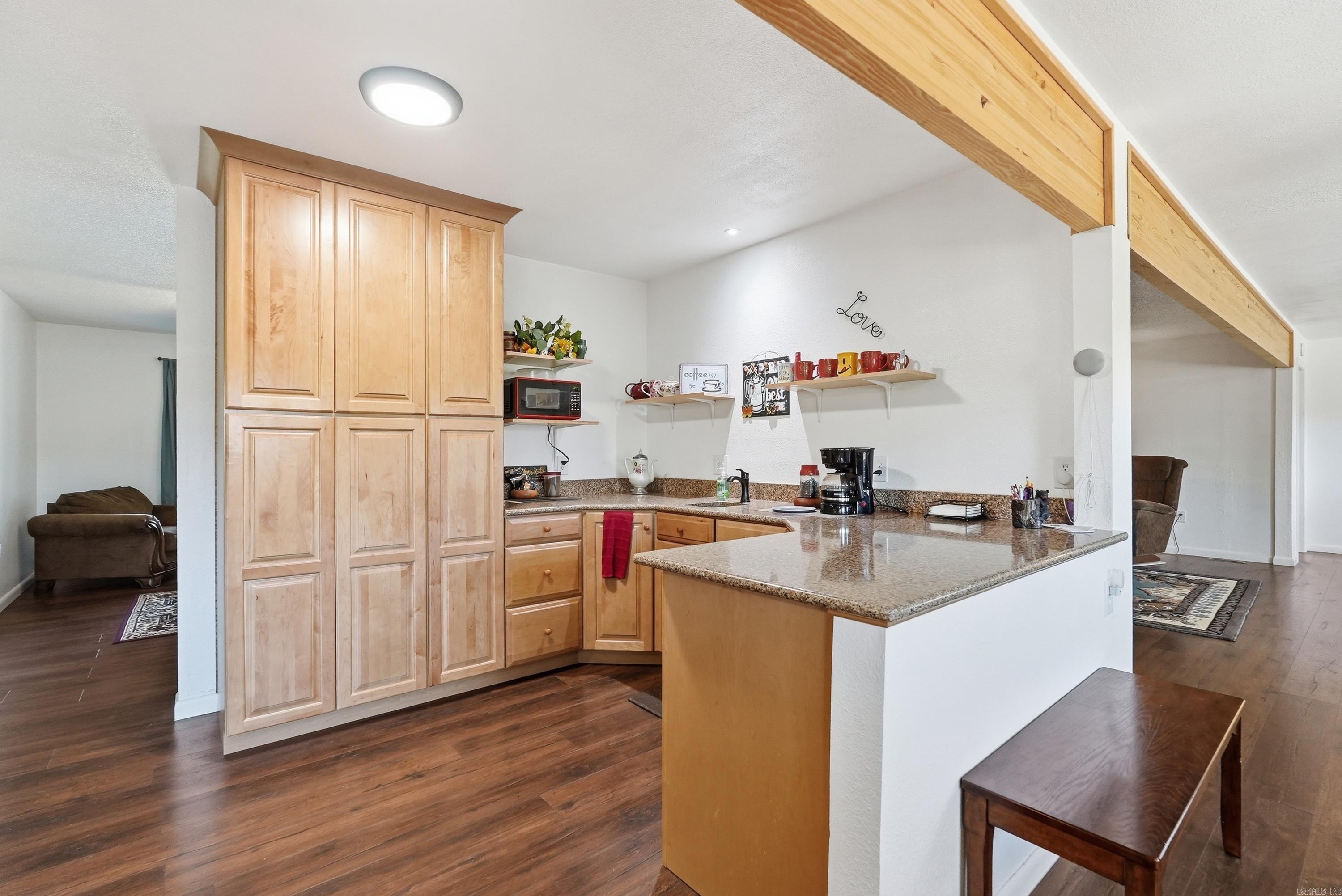 279 River Drive Est Property Photo 21
