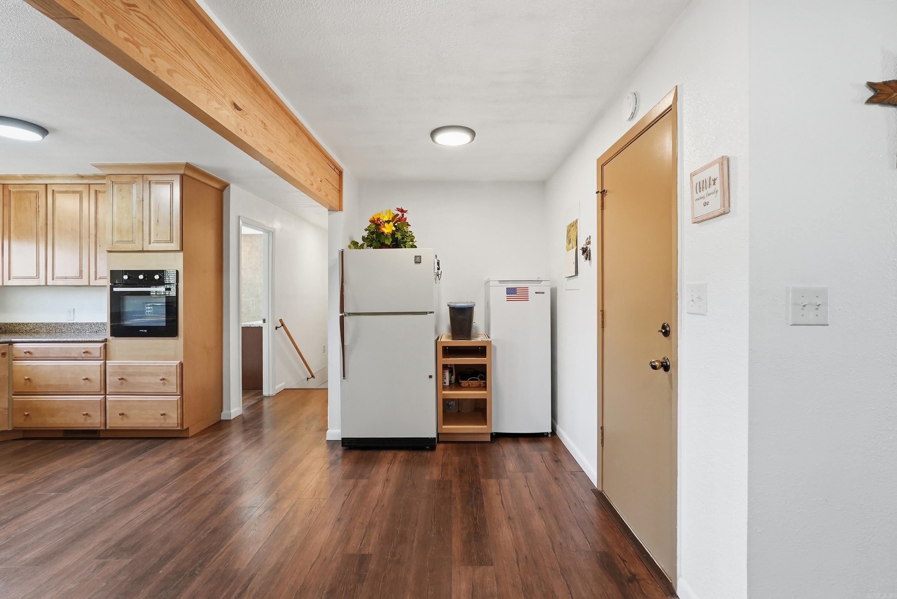 279 River Drive Est Property Photo 22