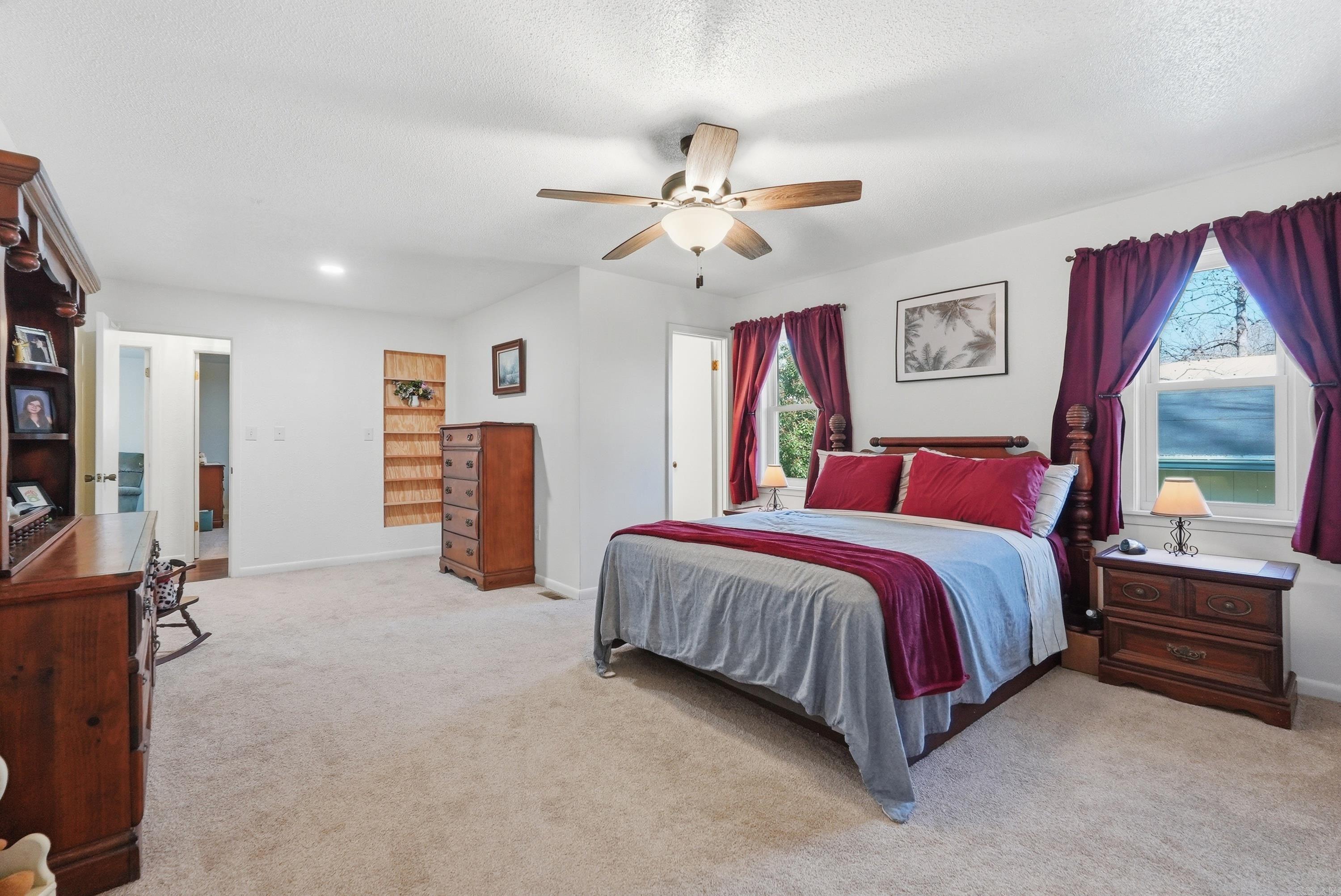 279 River Drive Est Property Photo 25