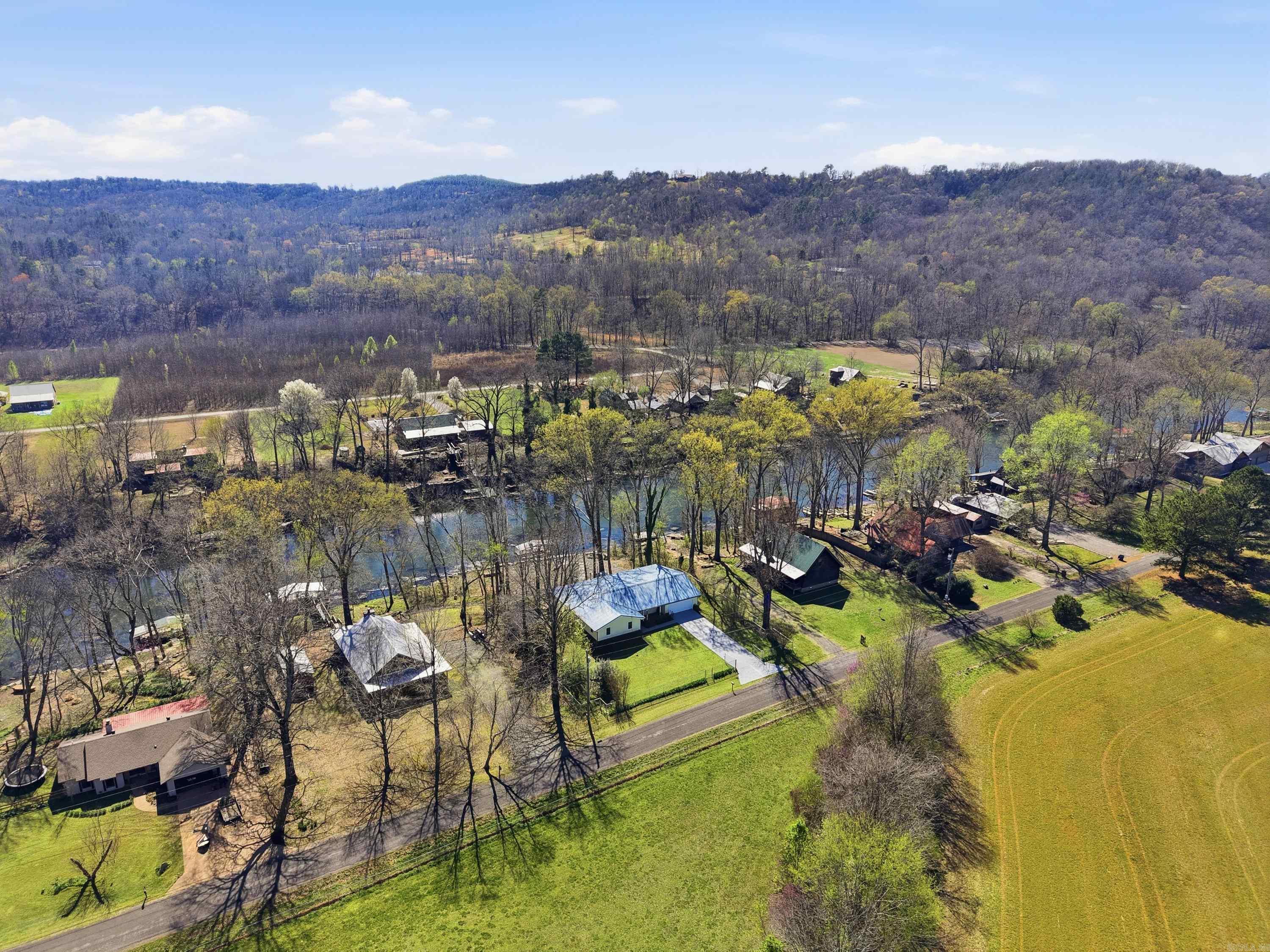 279 River Drive Est Property Photo 44