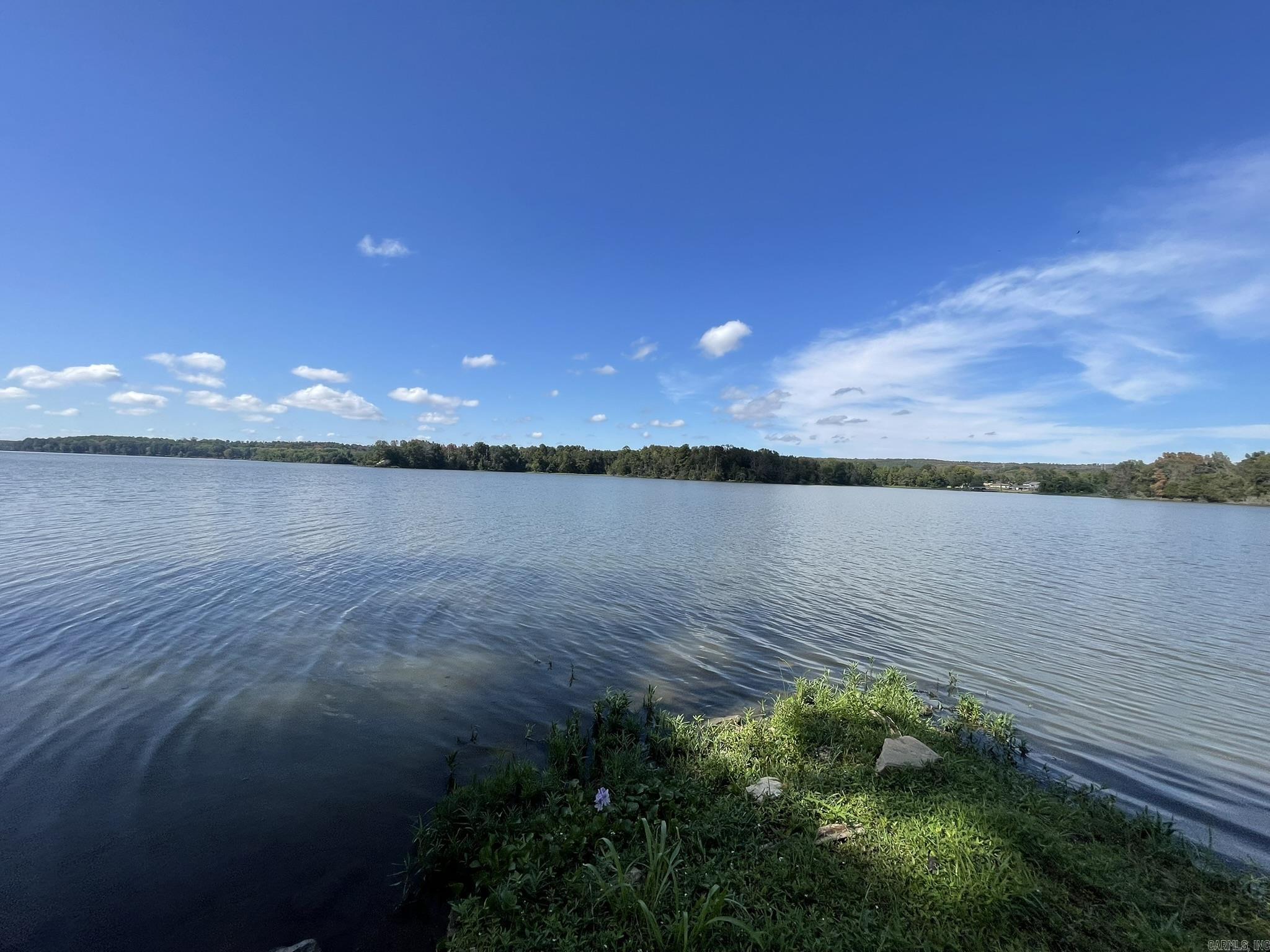 350 Round Mountain Lane Property Photo 8