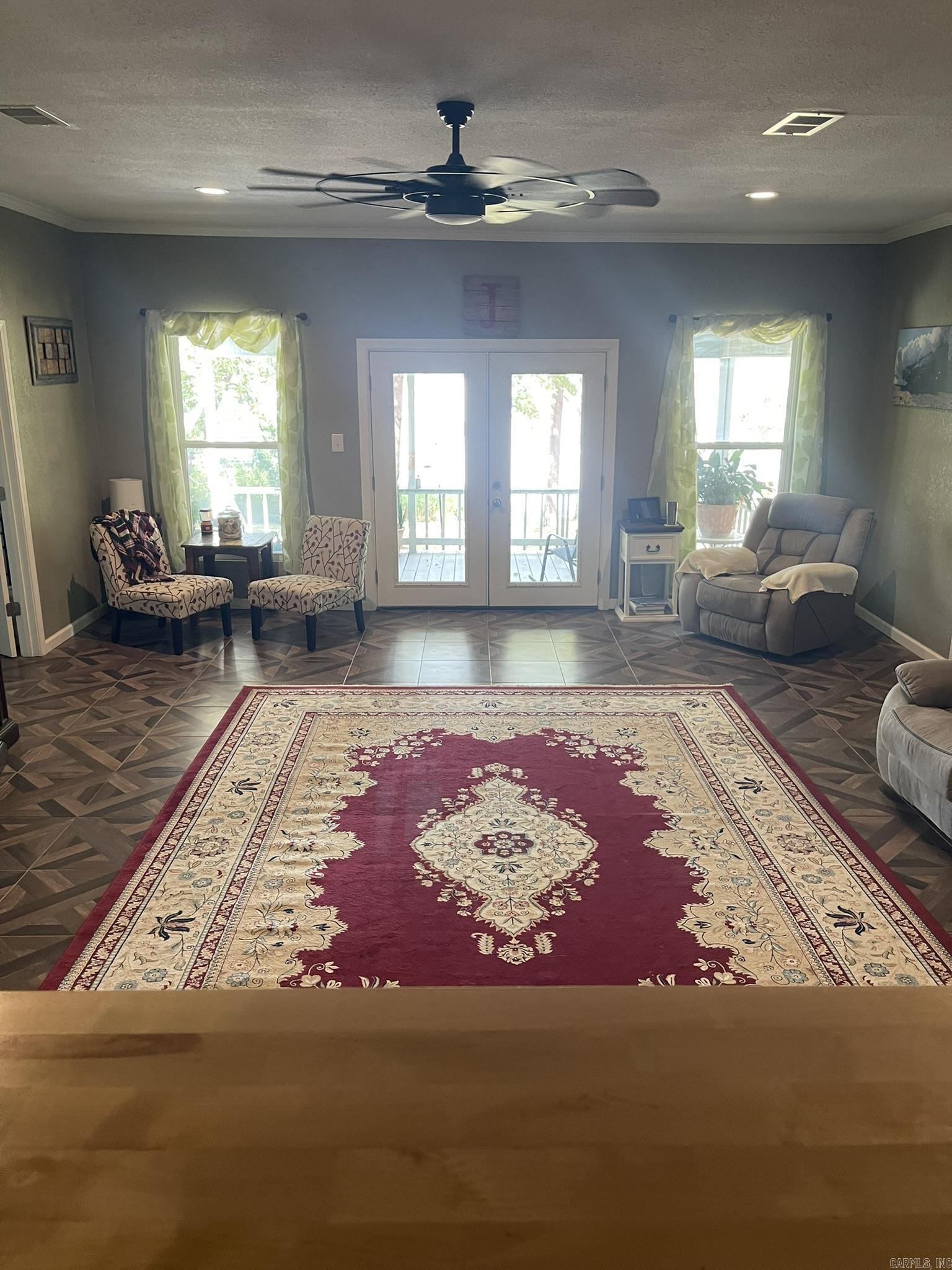 350 Round Mountain Lane Property Photo 33