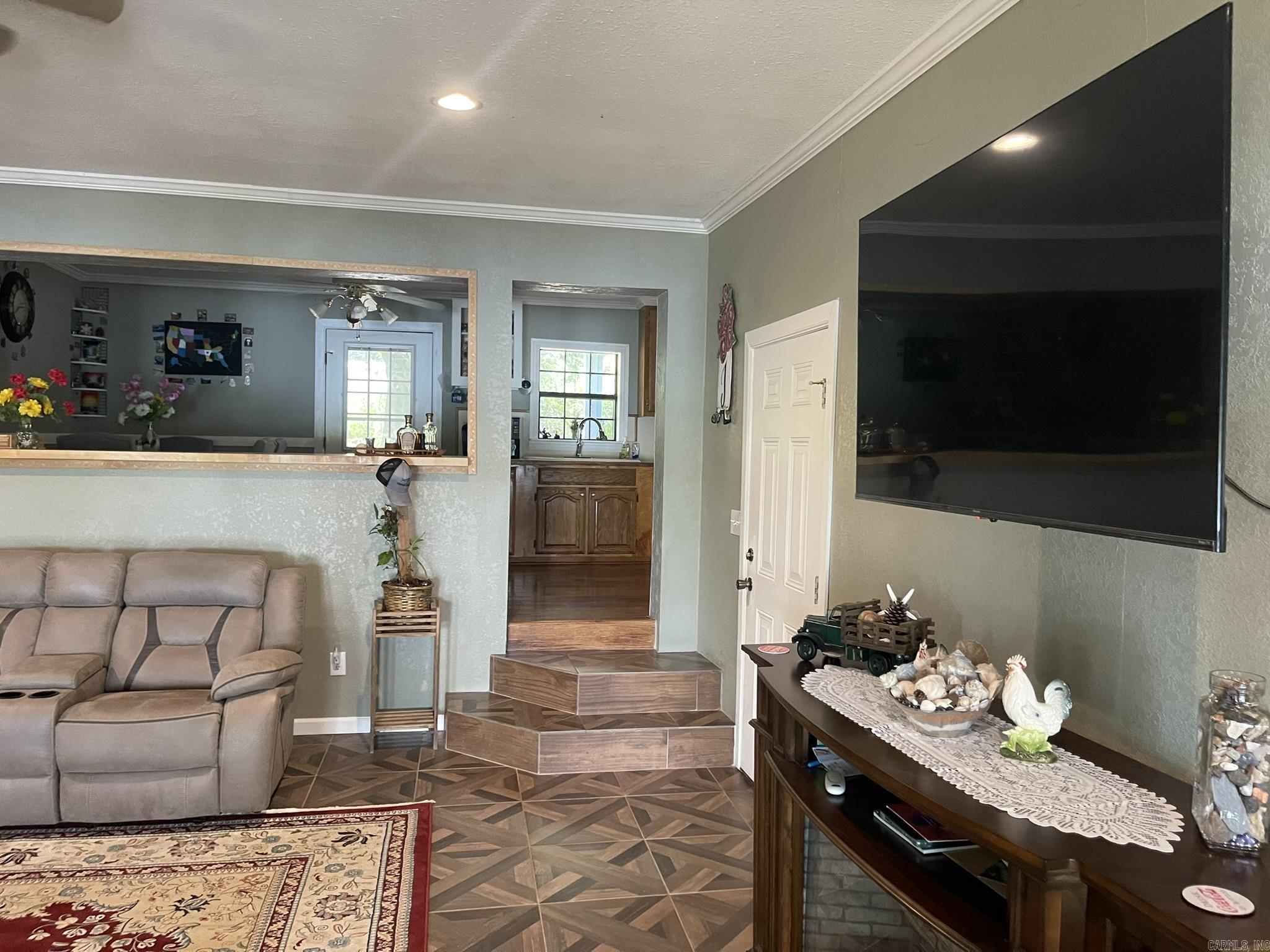 350 Round Mountain Lane Property Photo 35