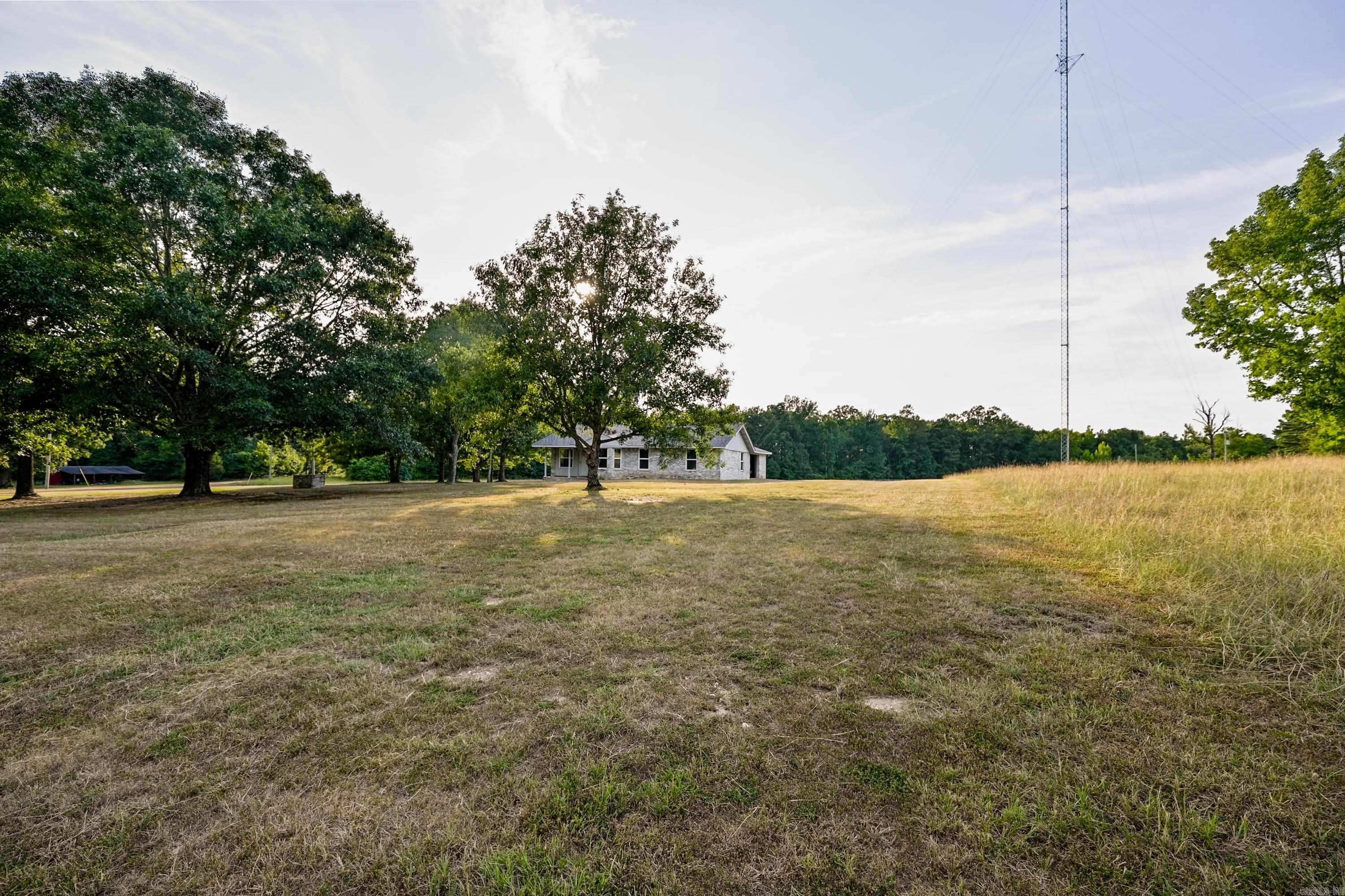 10211 Highway 190 Highway Property Photo 6