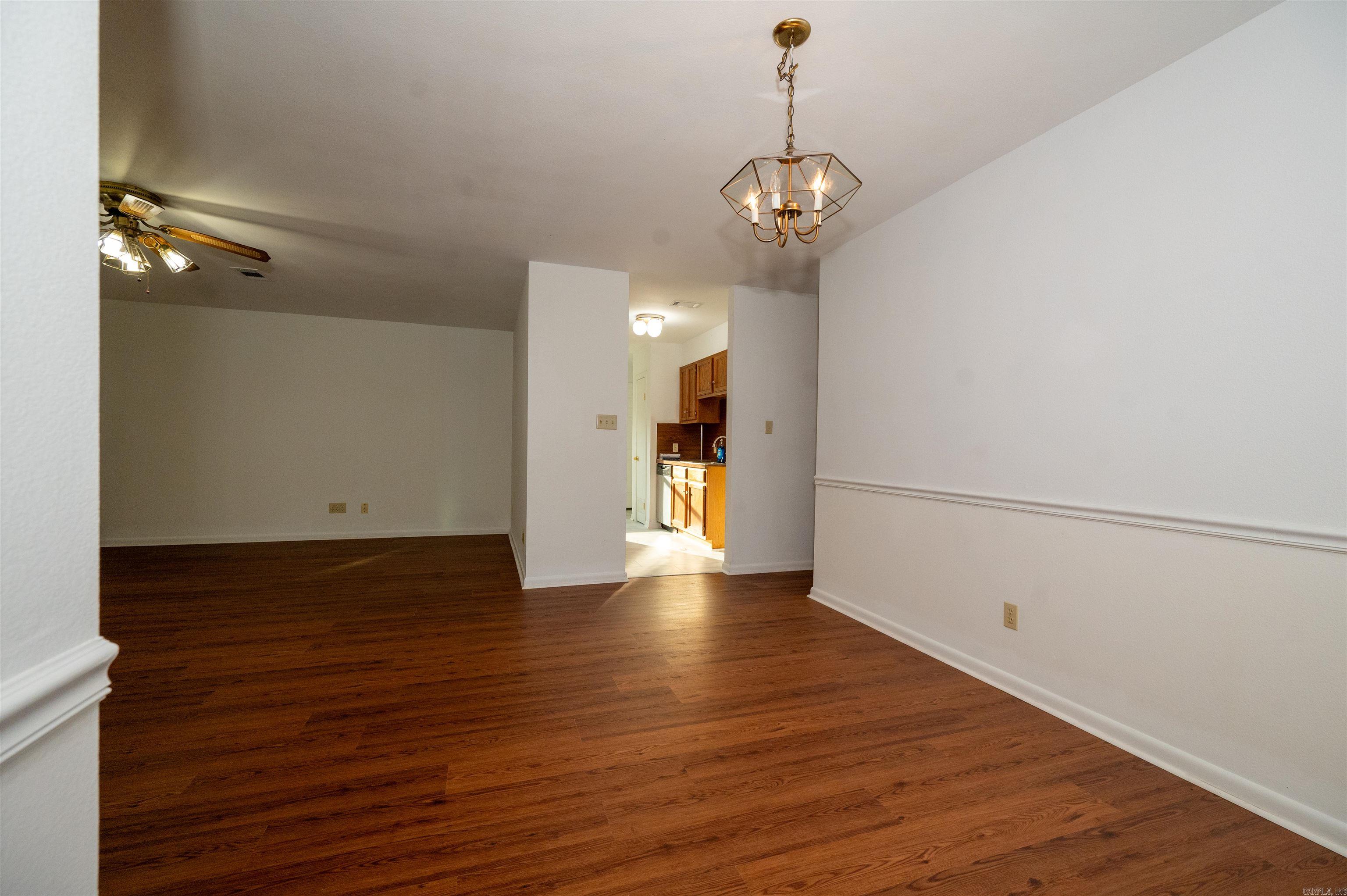 10211 Highway 190 Highway Property Photo 9