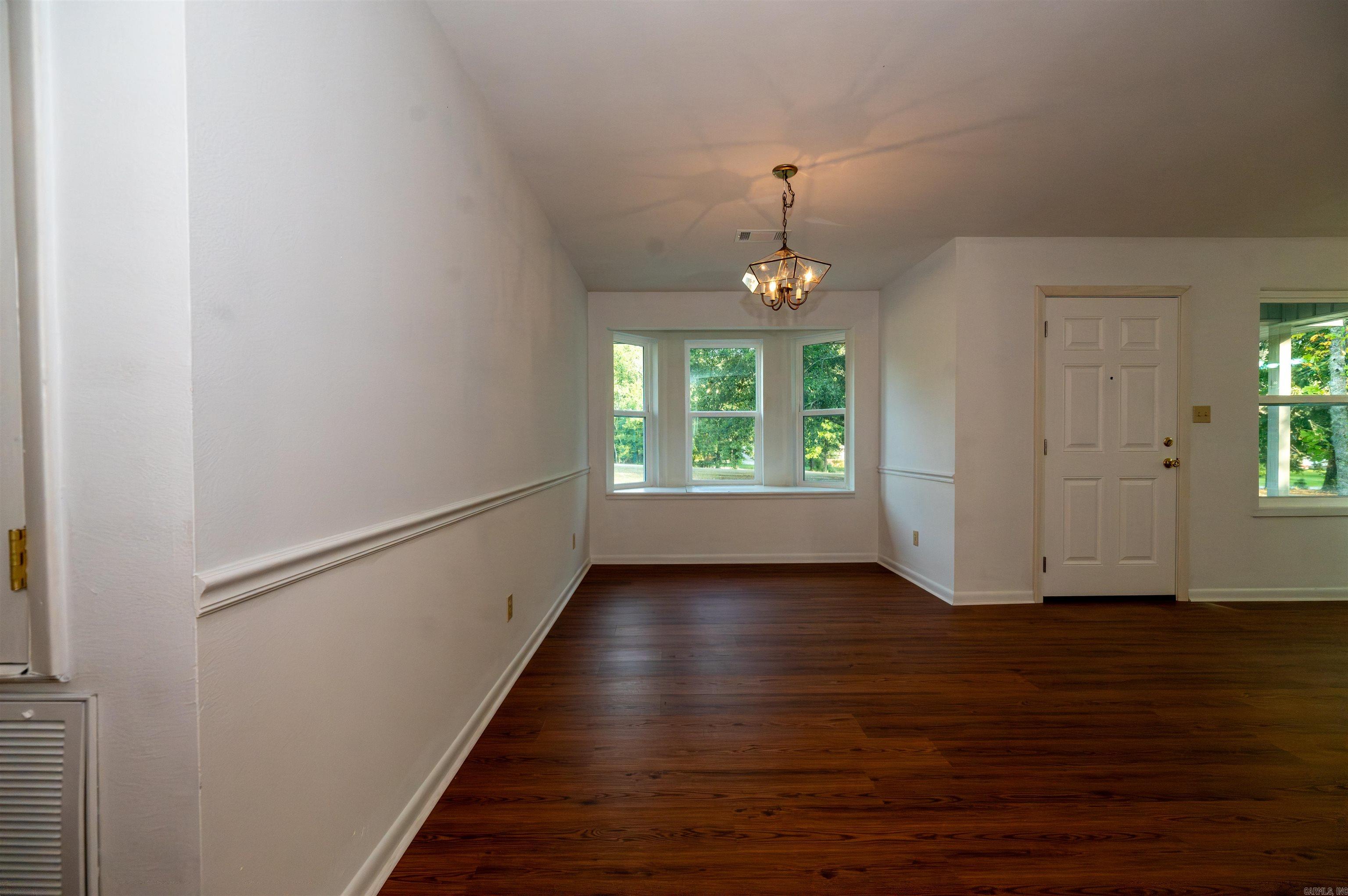 10211 Highway 190 Highway Property Photo 13