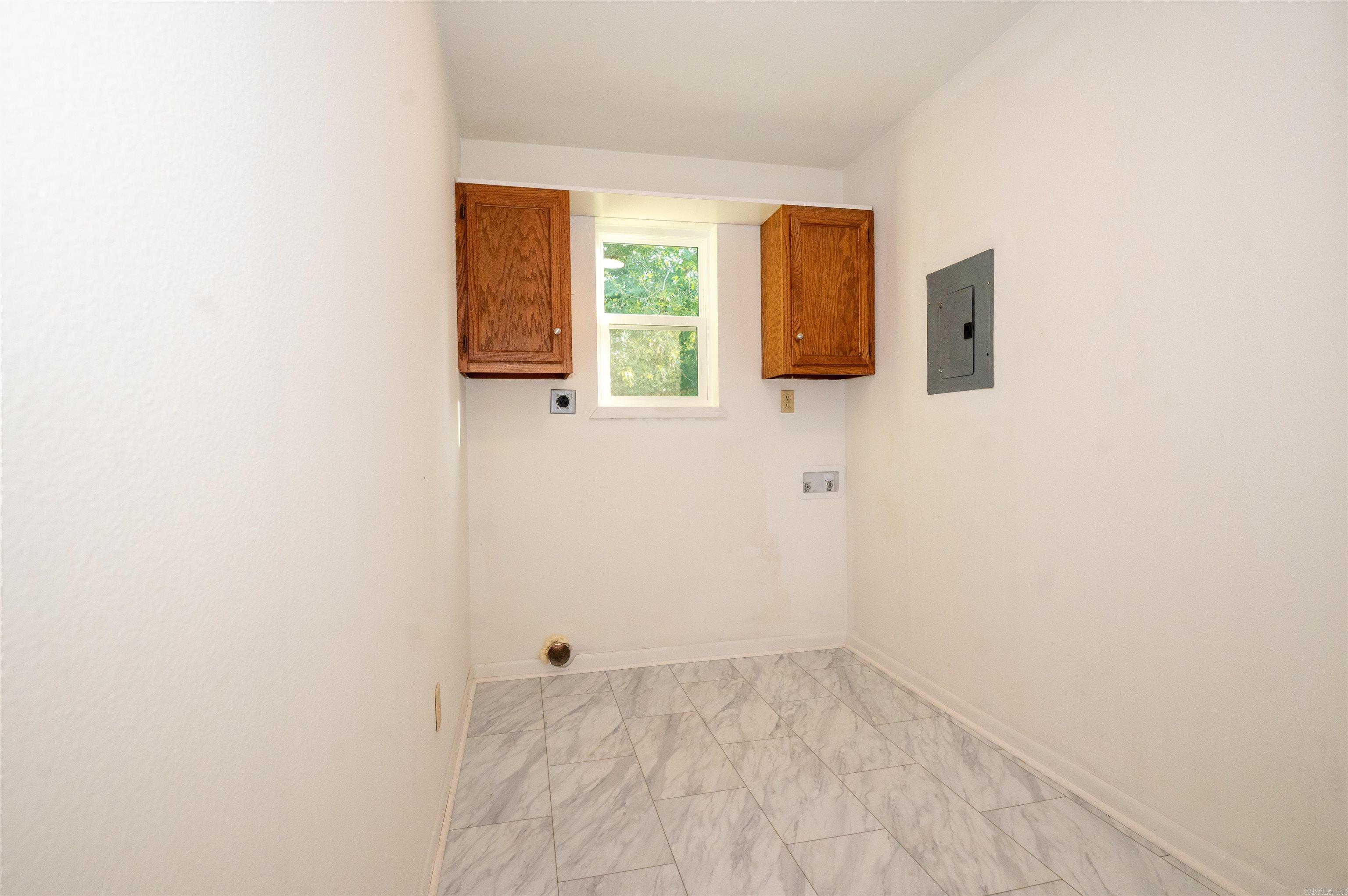 10211 Highway 190 Highway Property Photo 21