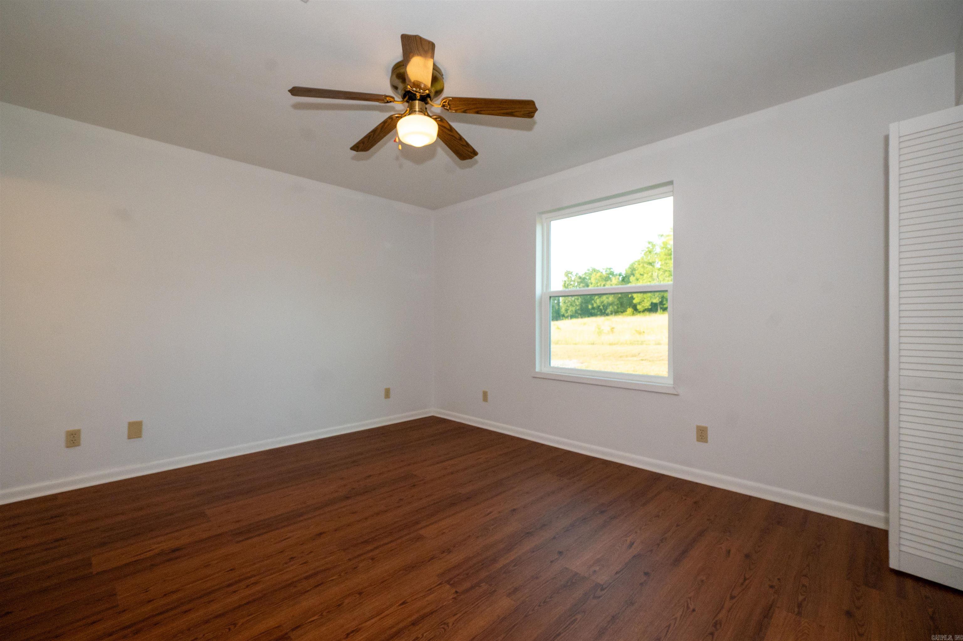 10211 Highway 190 Highway Property Photo 23
