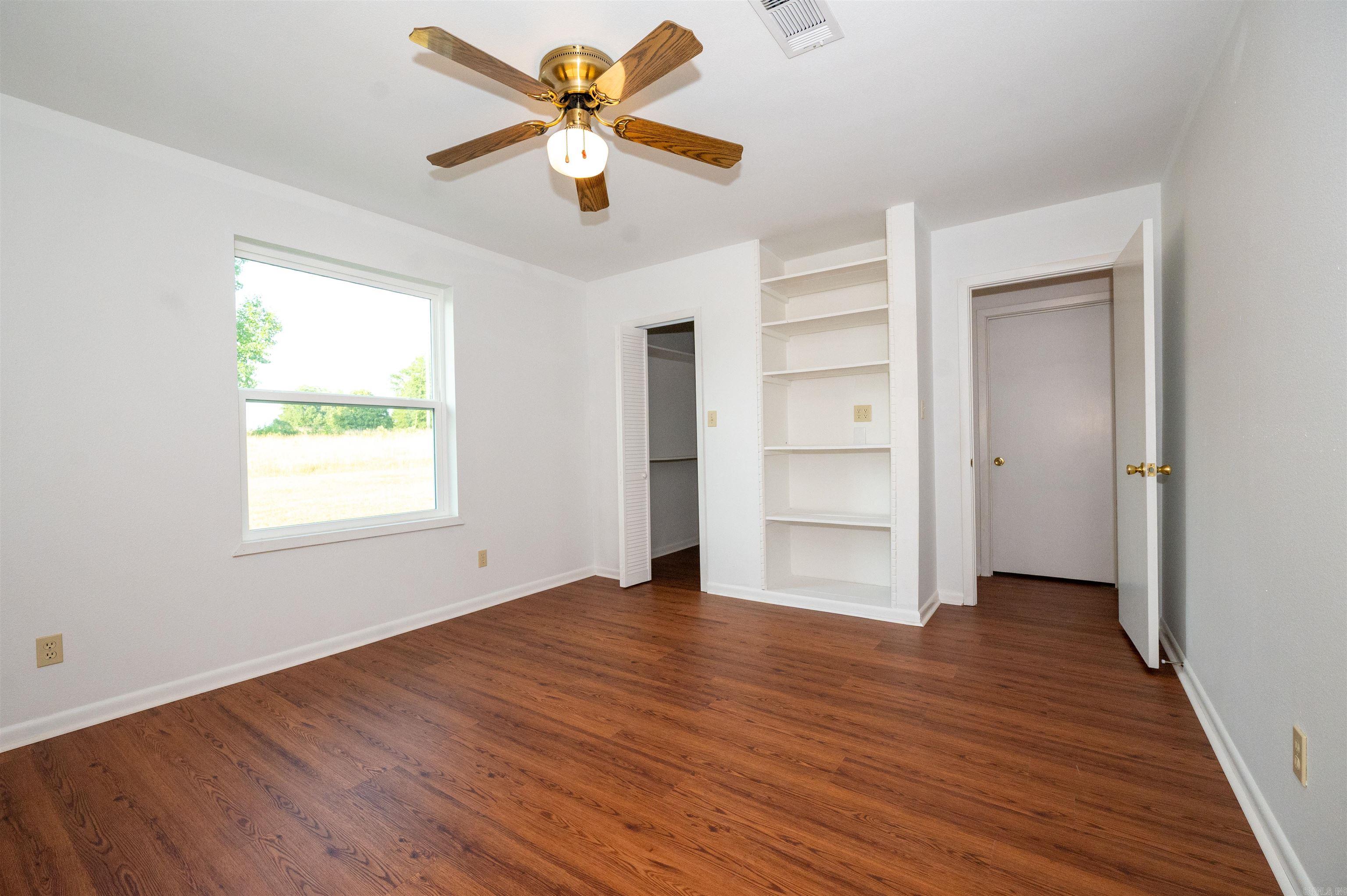 10211 Highway 190 Highway Property Photo 24