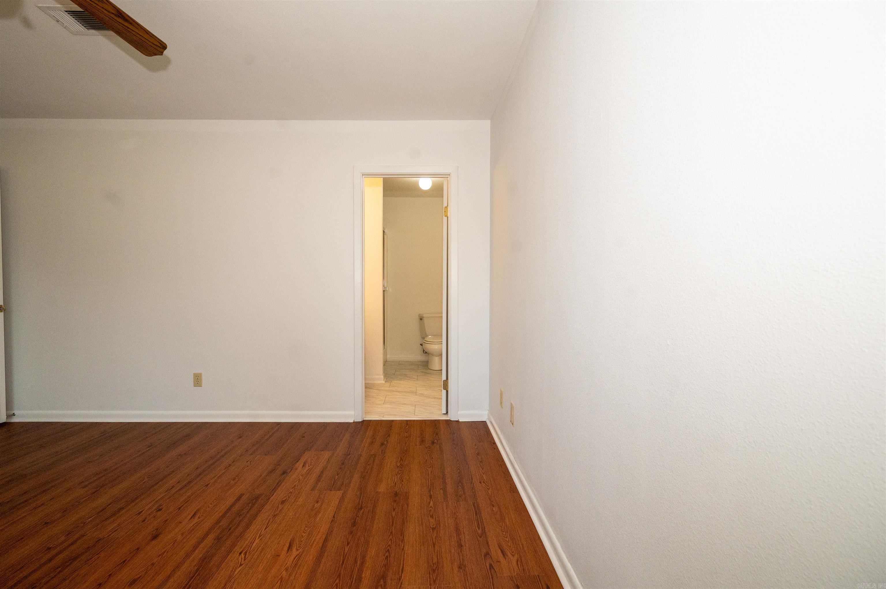 10211 Highway 190 Highway Property Photo 26