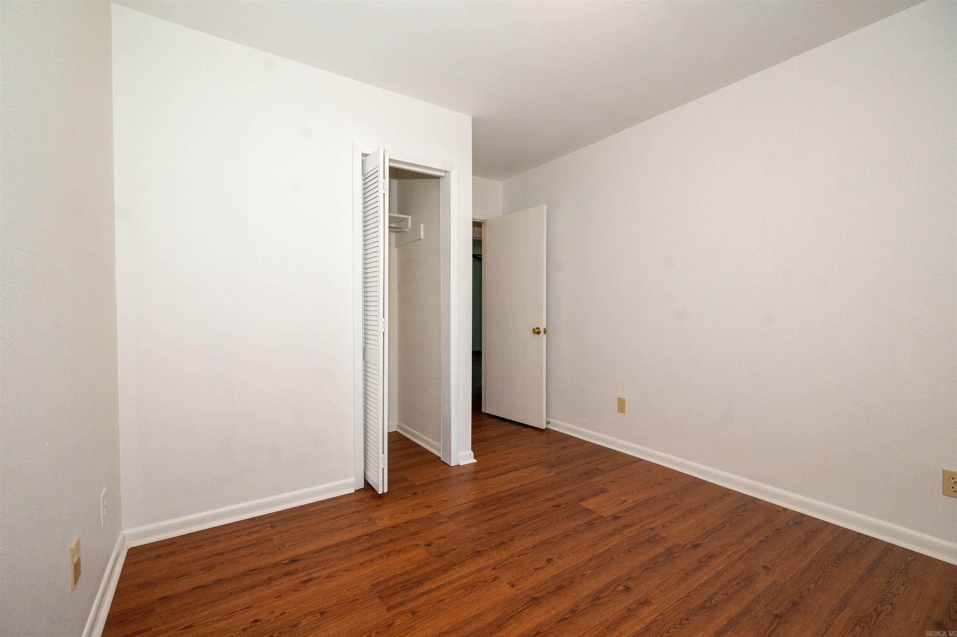10211 Highway 190 Highway Property Photo 32