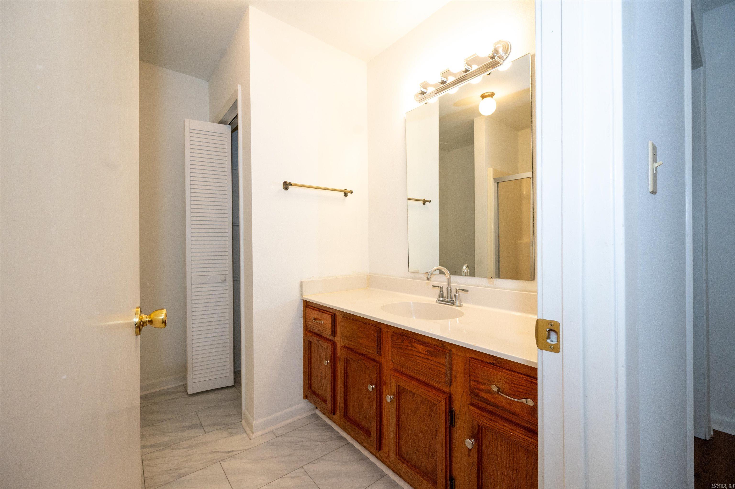 10211 Highway 190 Highway Property Photo 36