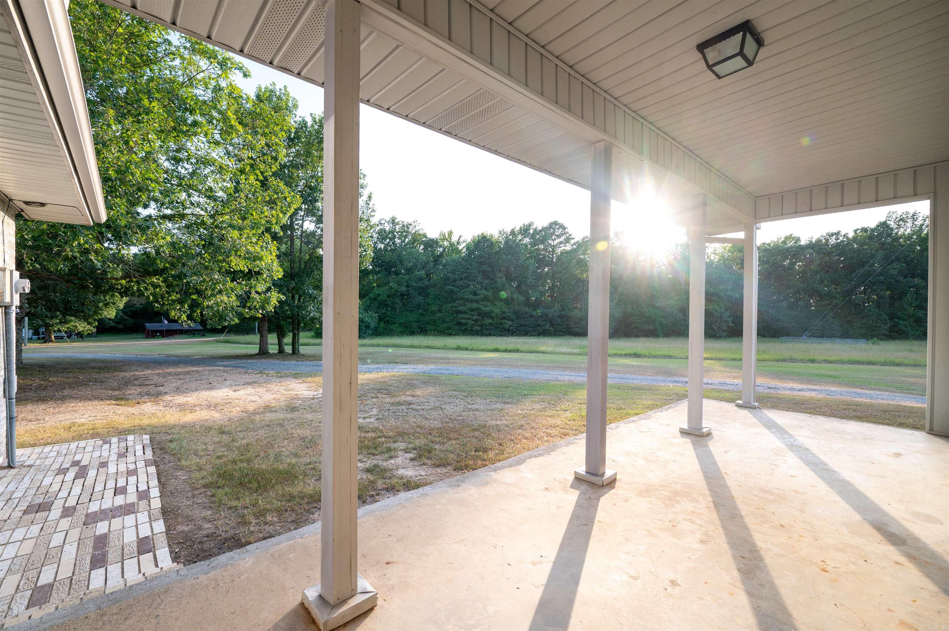 10211 Highway 190 Highway Property Photo 39