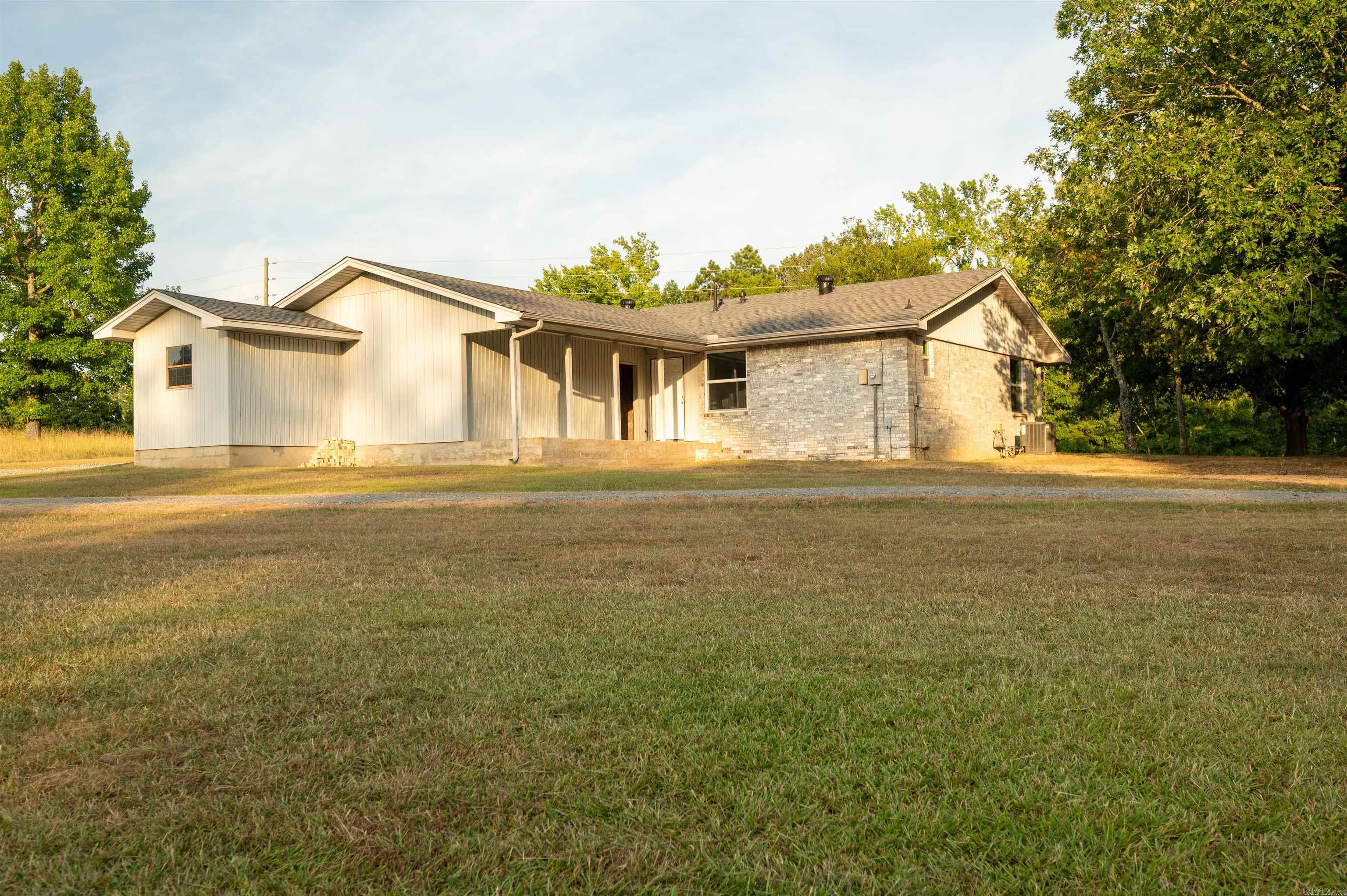 10211 Highway 190 Highway Property Photo 46
