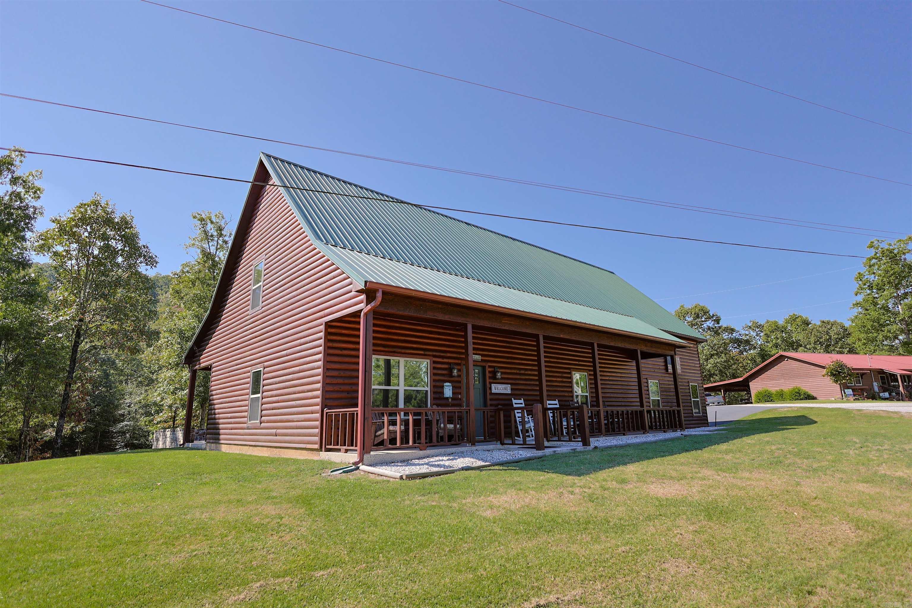 24 Riverchase Drive Property Photo 4