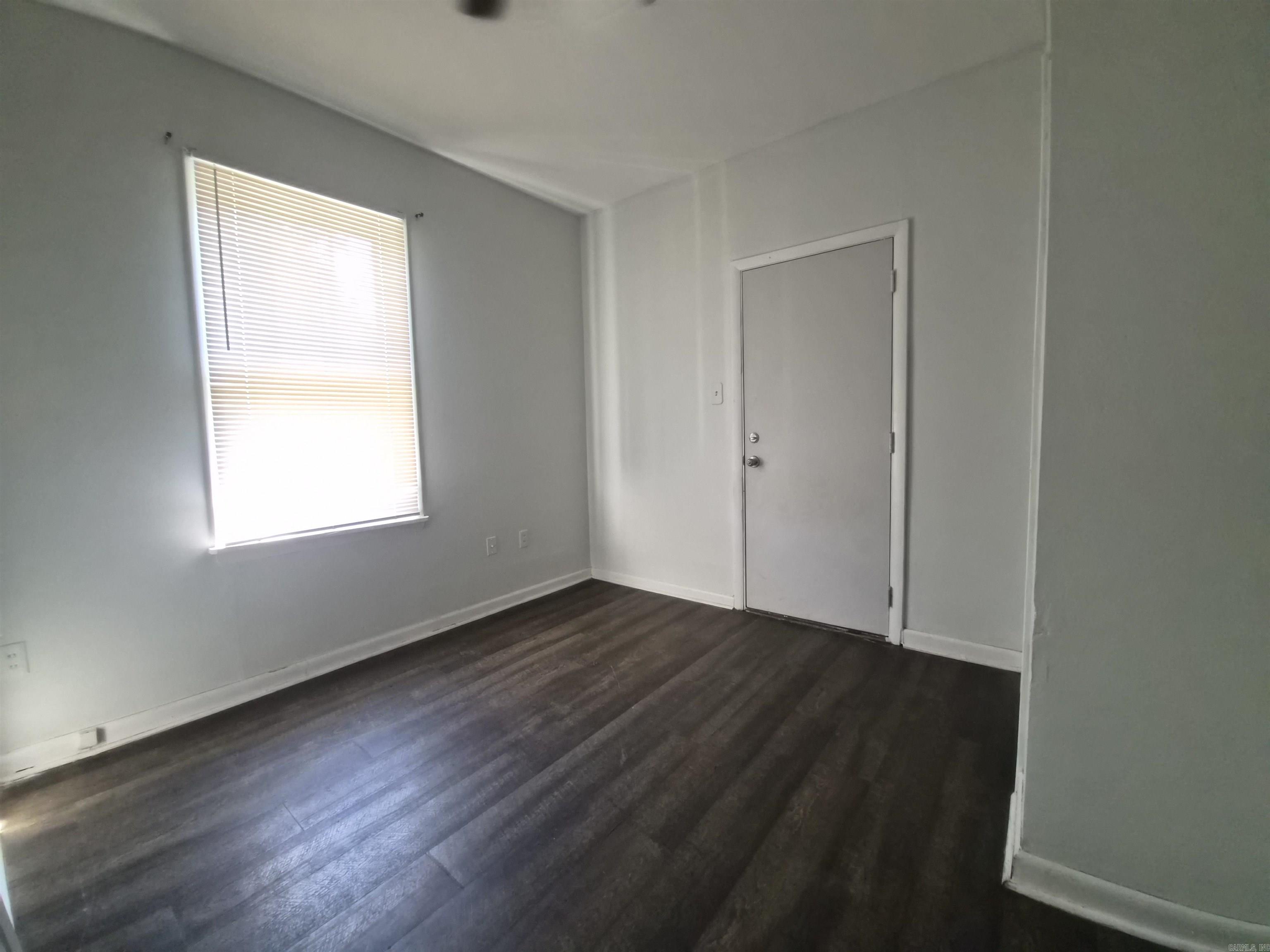 4700 Atkins St Property Photo 4