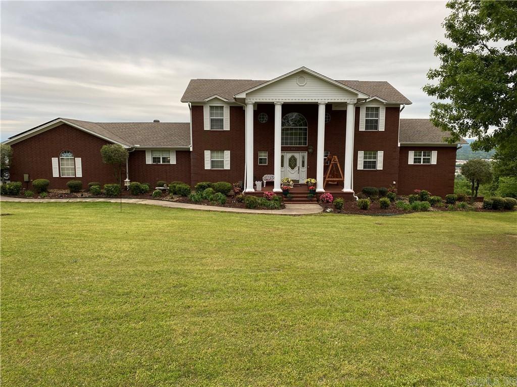3 Bluff Dr Property Photo 1