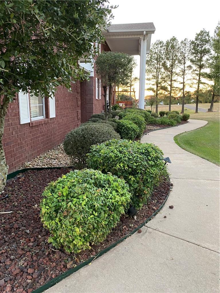 3 Bluff Dr Property Photo 3