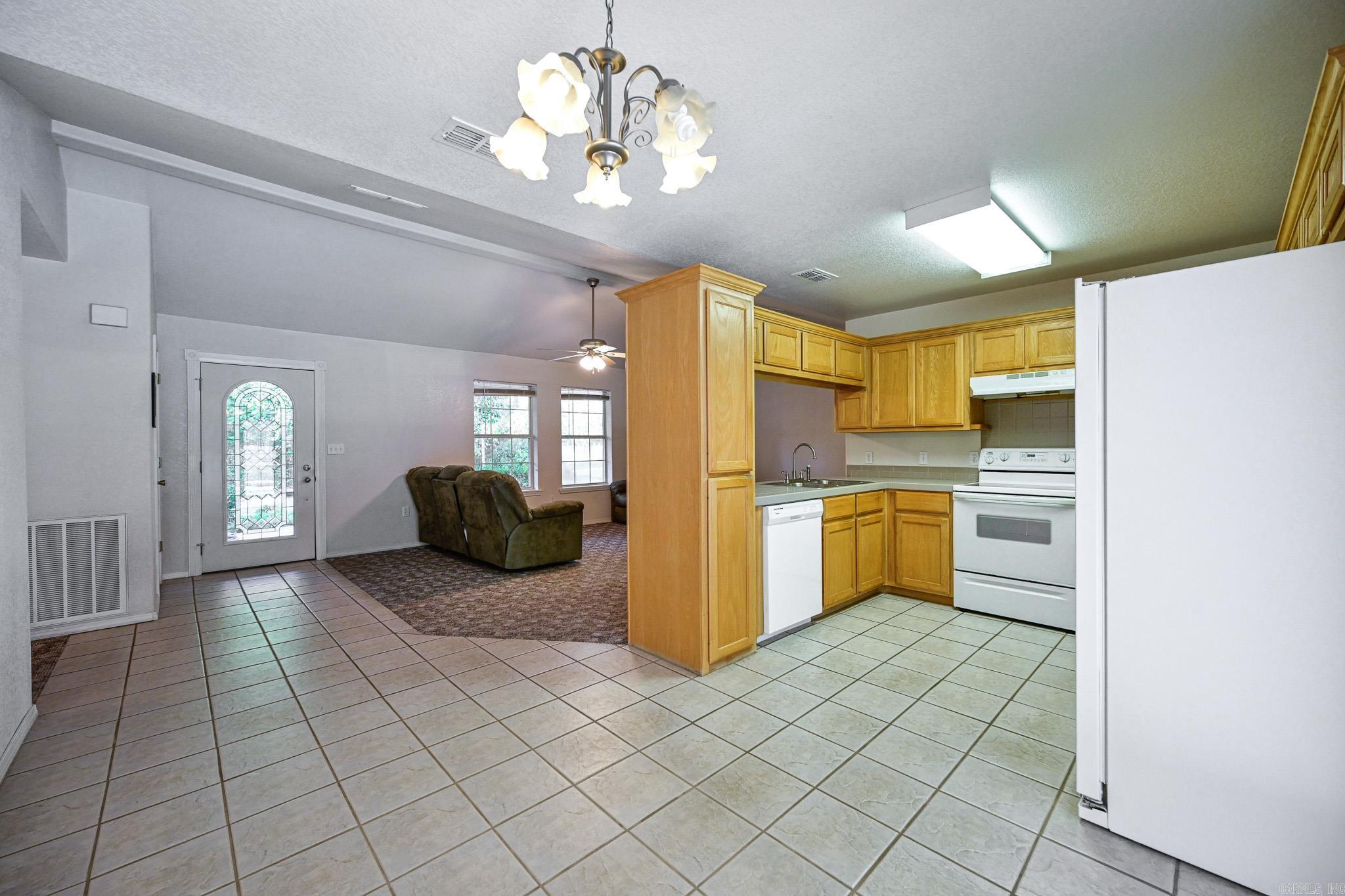 908 Orchard Avenue Property Photo 13