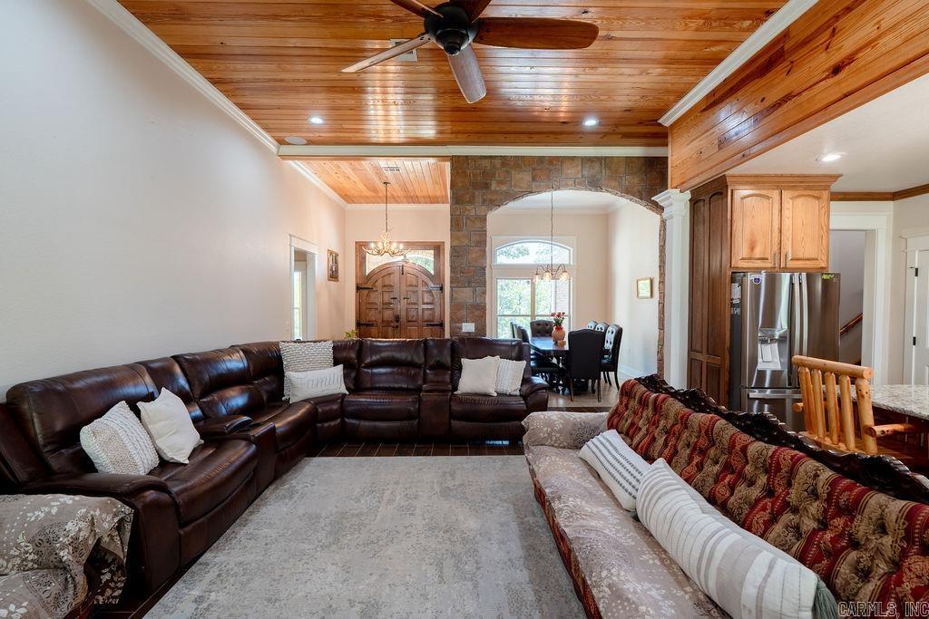129 Industrial Park Drive Property Photo 14