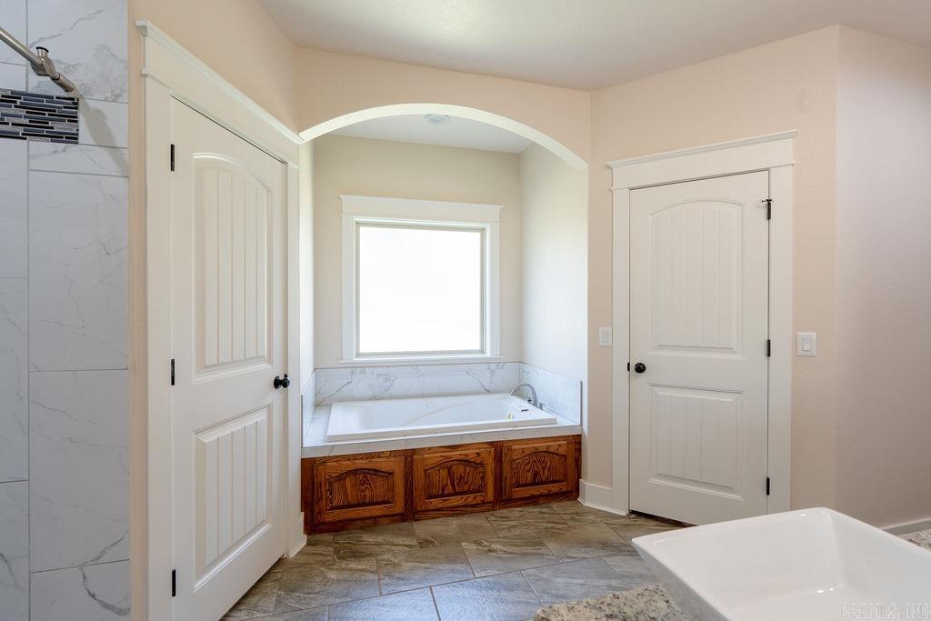 129 Industrial Park Drive Property Photo 25