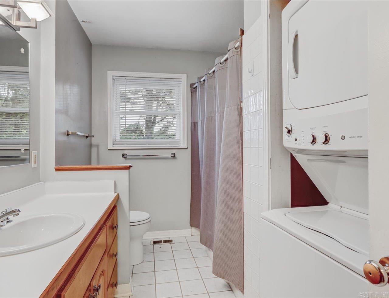 217 Emory Street Property Photo 18