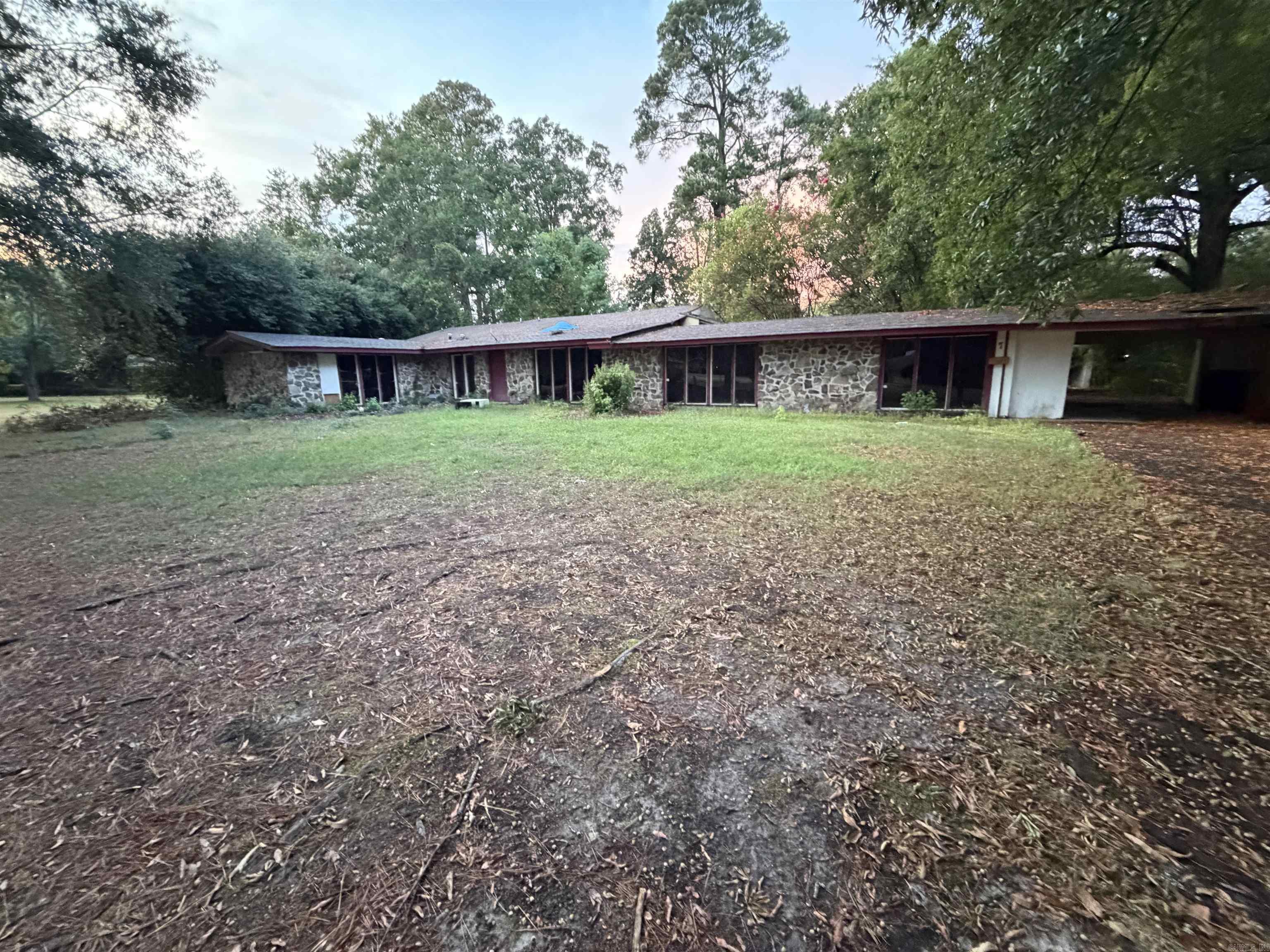 7 Longmeadow Drive Property Photo 1