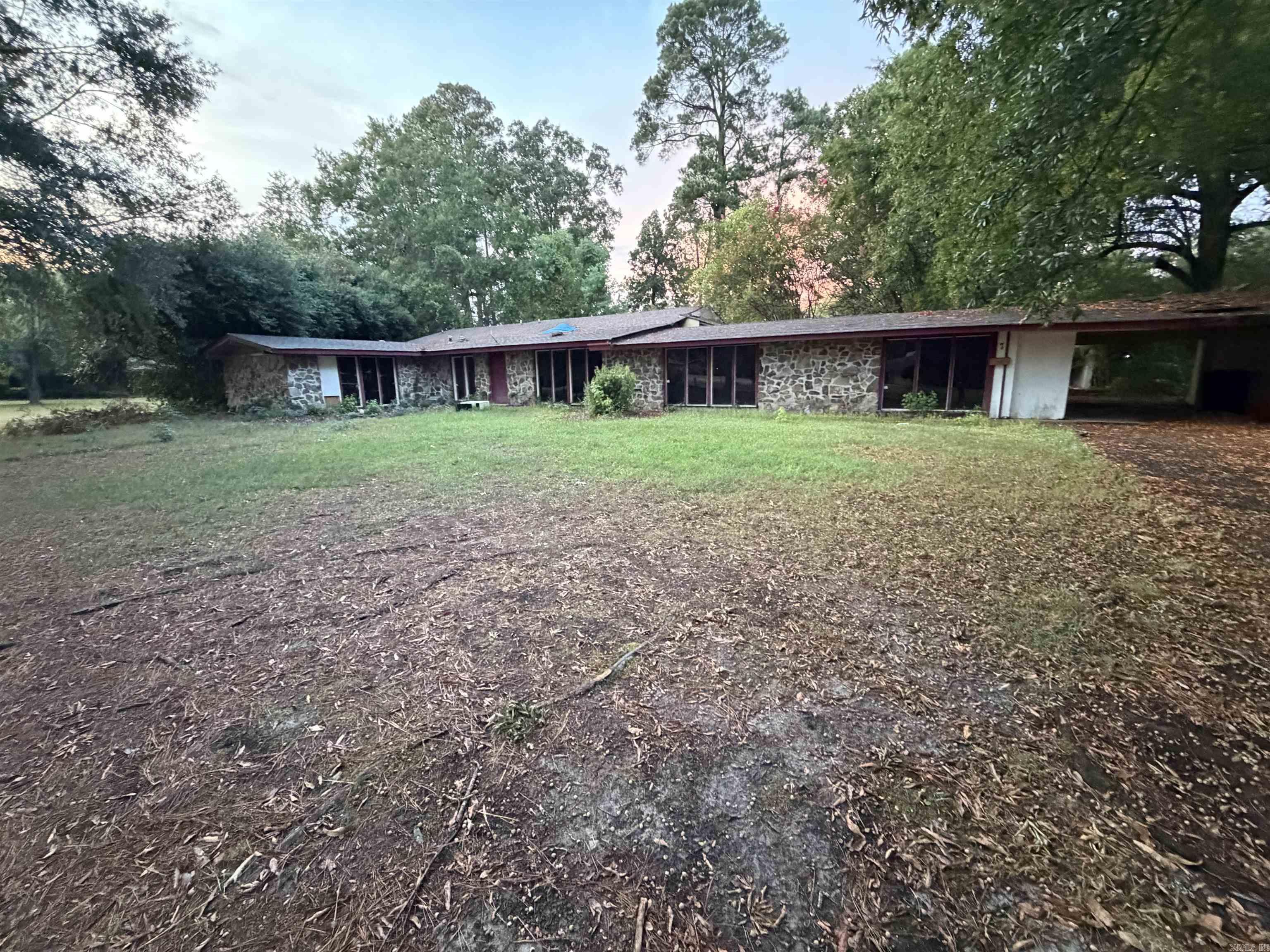 7 Longmeadow Drive Property Photo 2