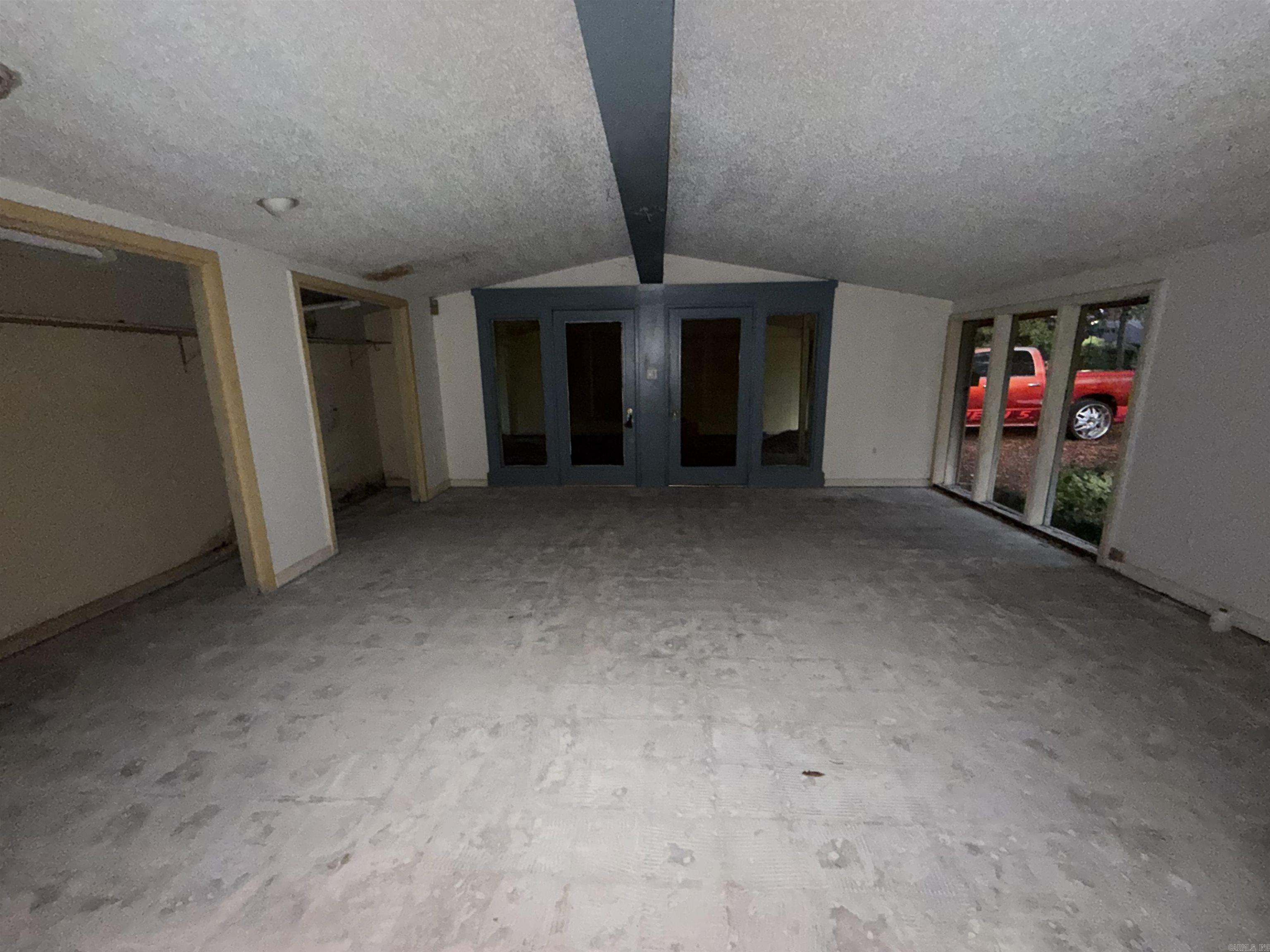 7 Longmeadow Drive Property Photo 17