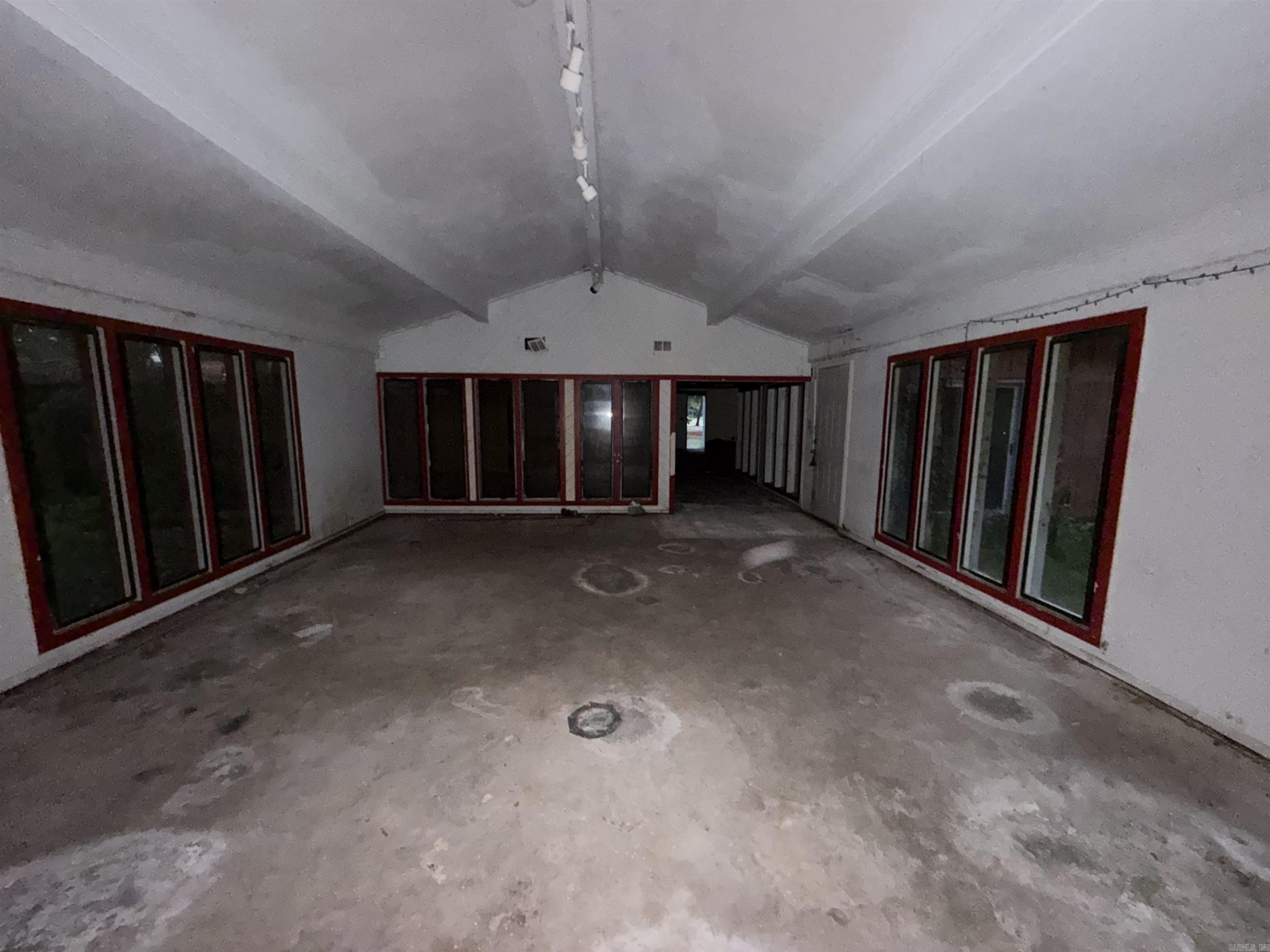 7 Longmeadow Drive Property Photo 28