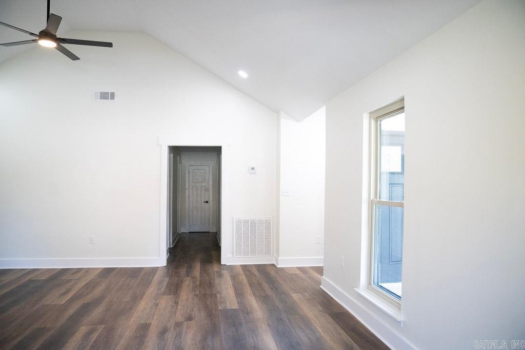 7 Neal Street Property Photo 7