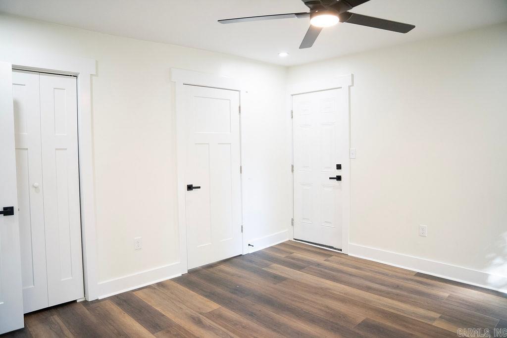 7 Neal Street Property Photo 16