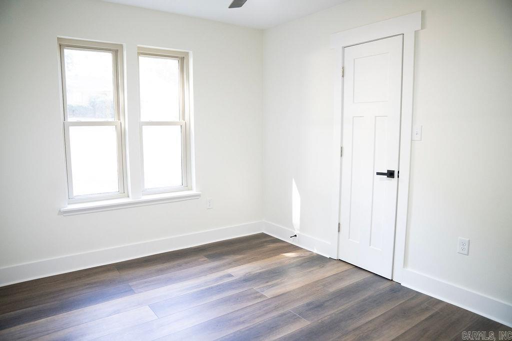 7 Neal Street Property Photo 21