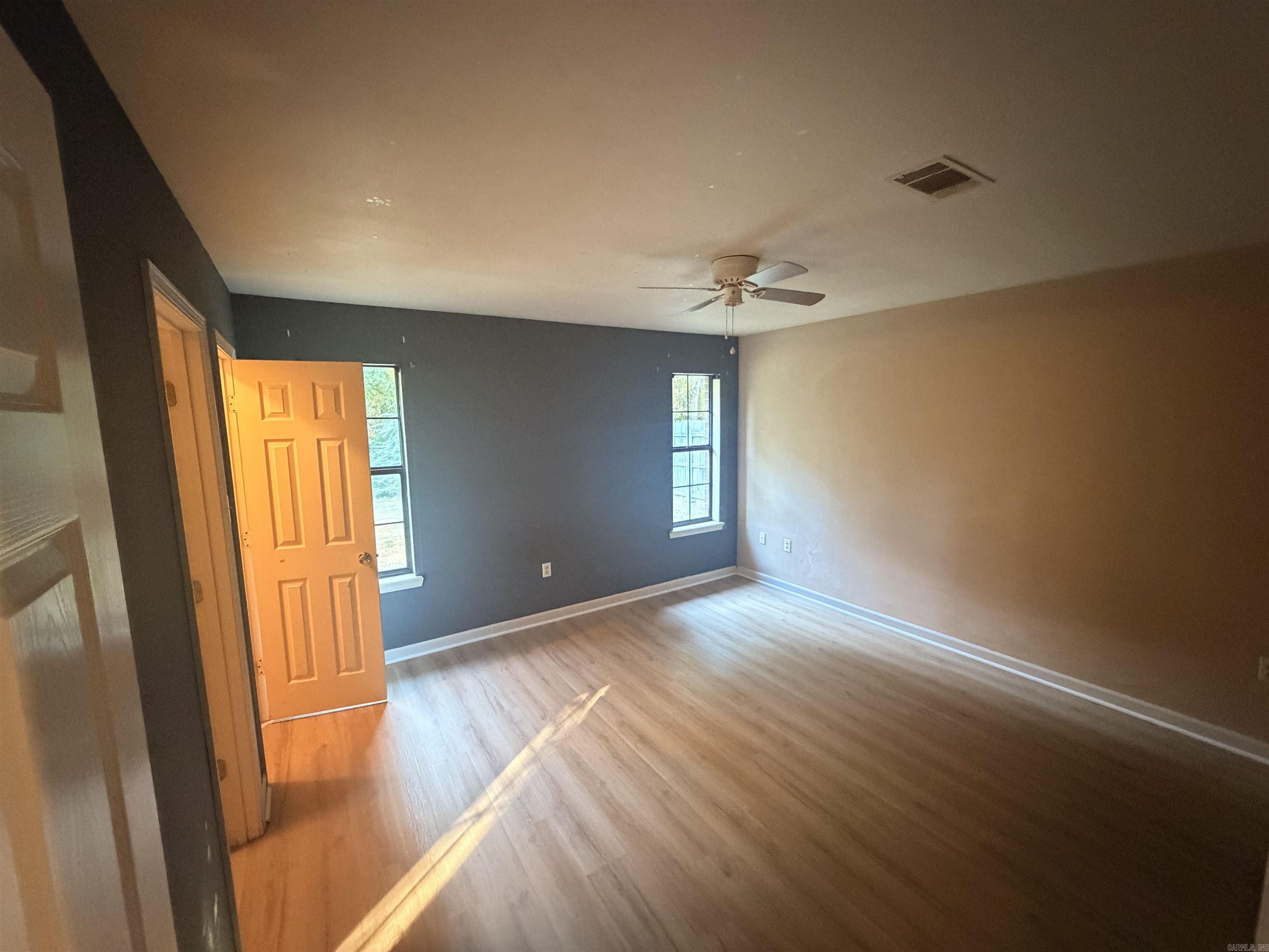 2575 Winchester Drive Property Photo 12