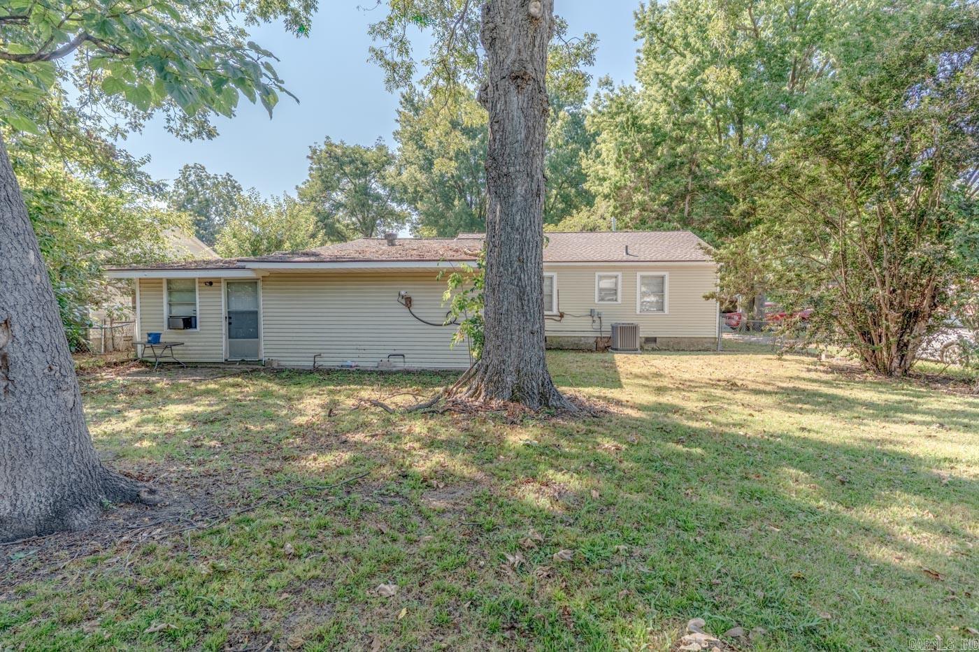 512 W Lee Ave Property Photo 26