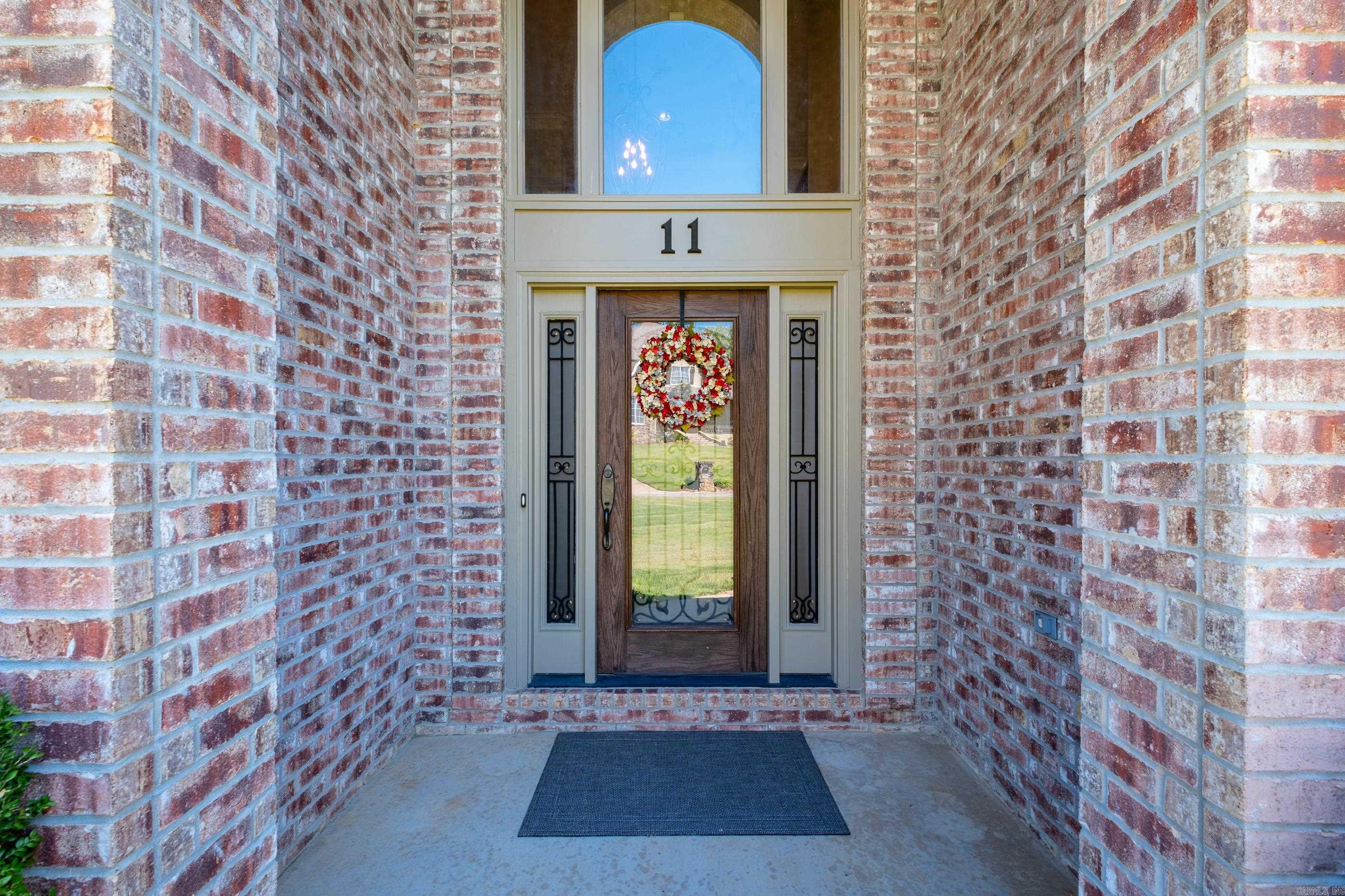 11 Deauville Circle Property Photo 2