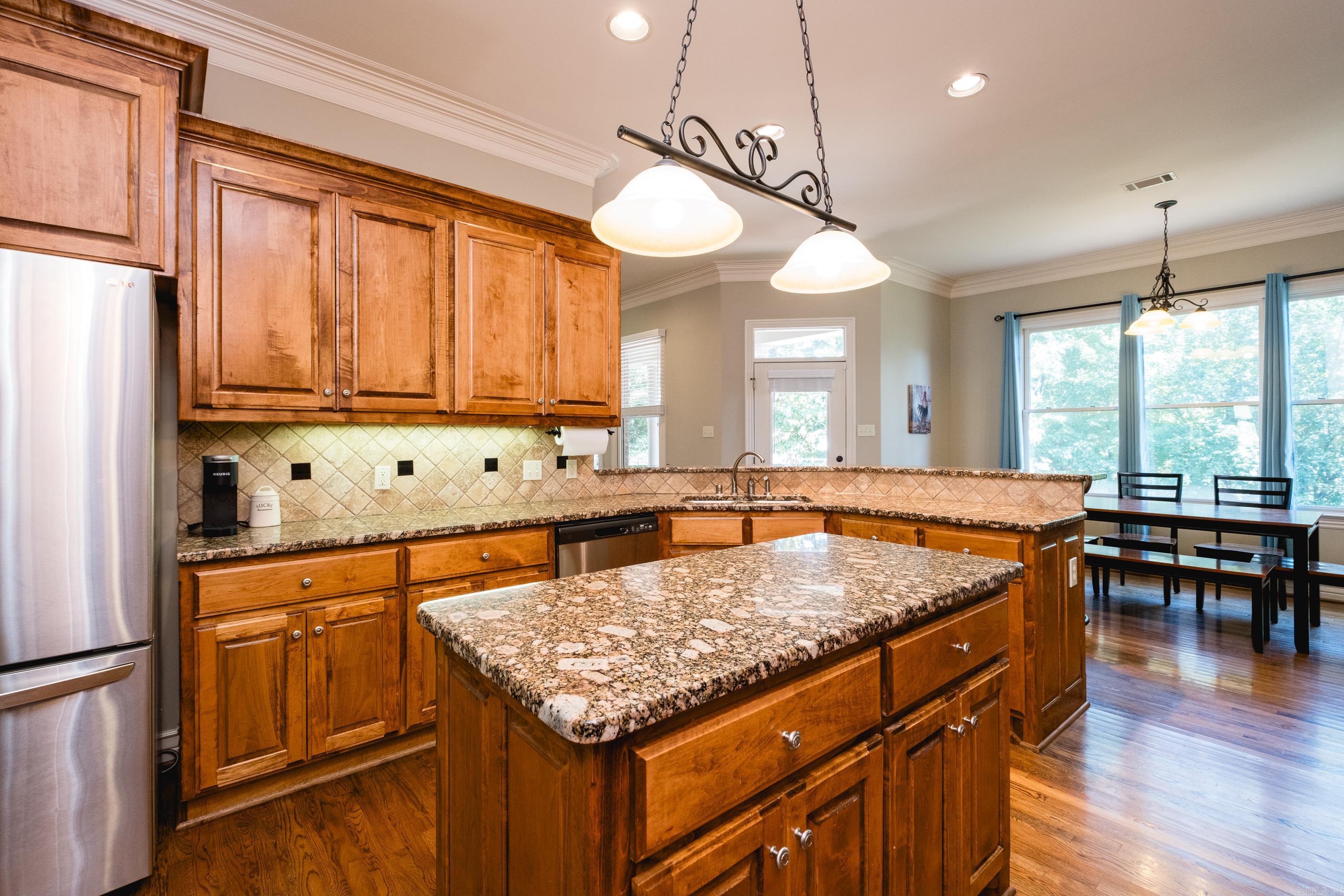 11 Deauville Circle Property Photo 16