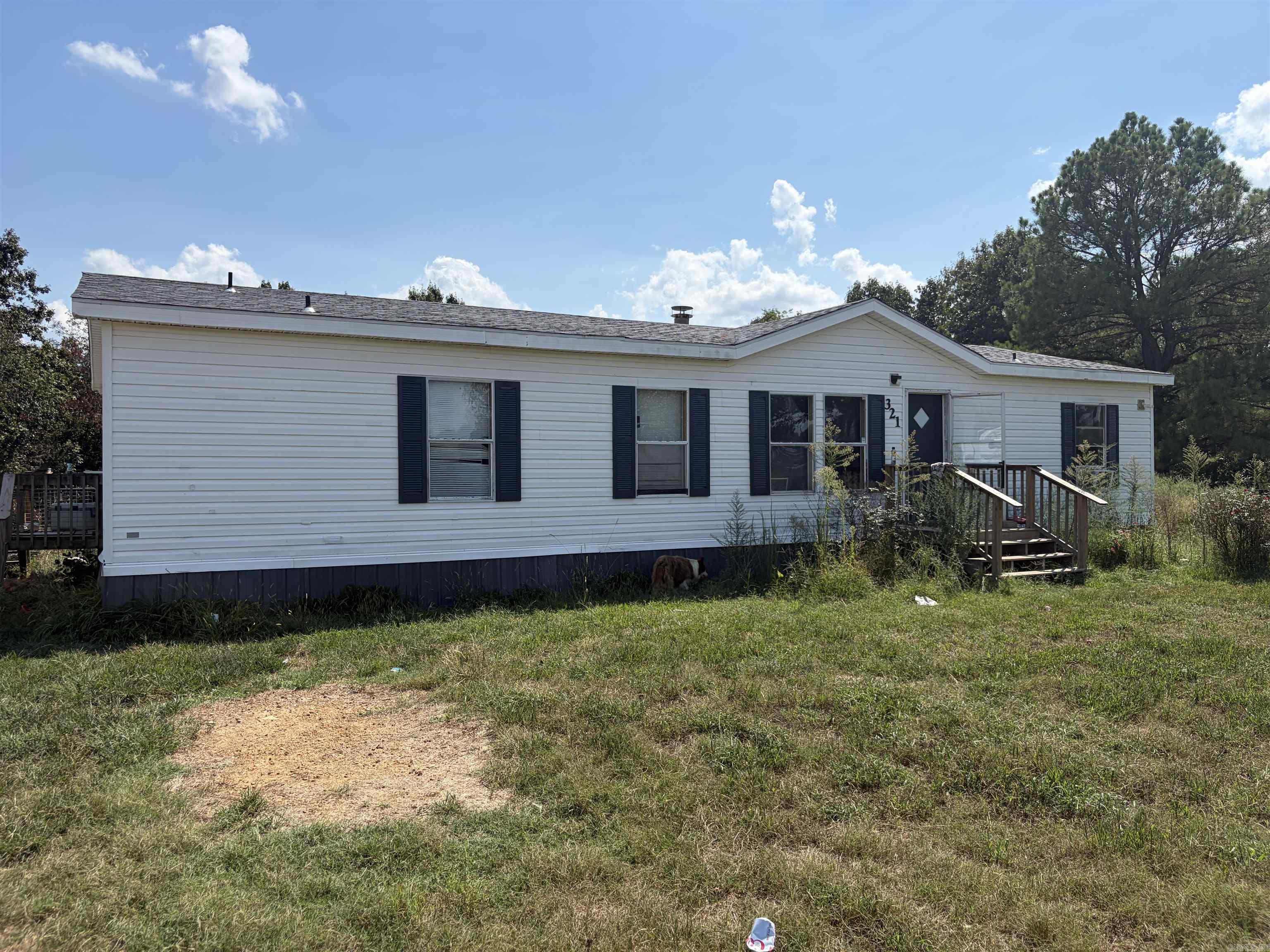 320 Stateline Rd Property Photo 5