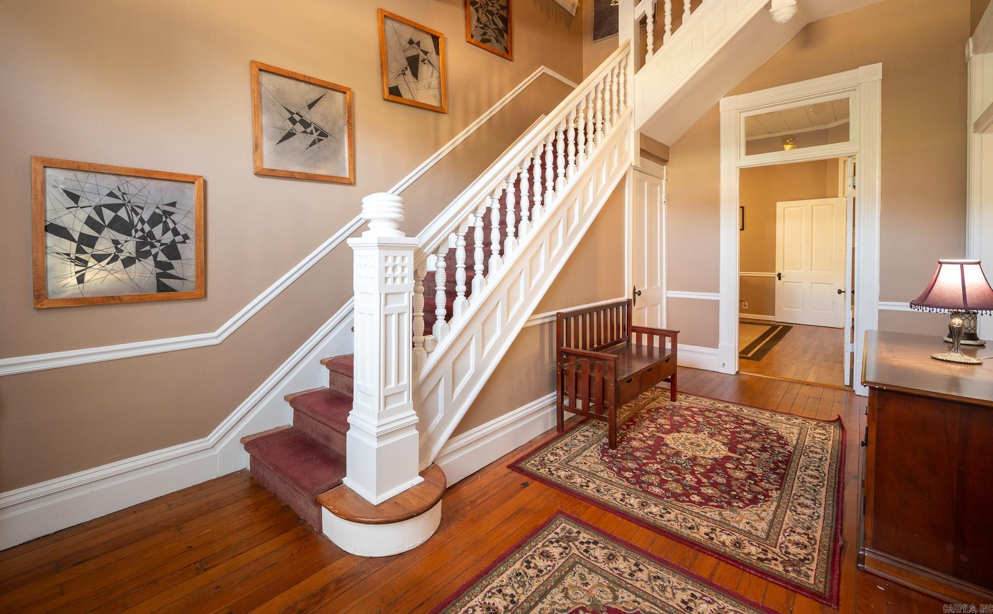 1323 Broadway Street Property Photo 4