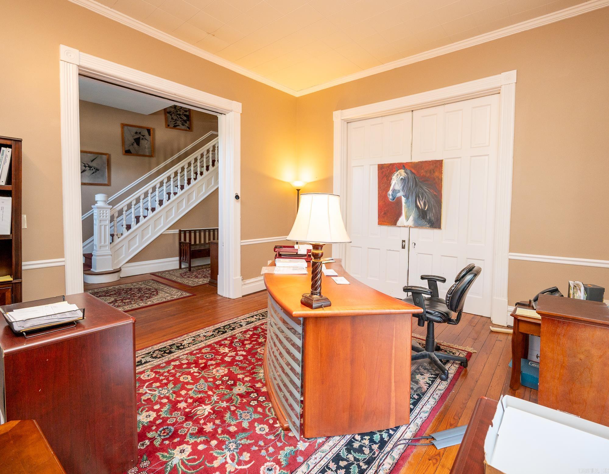 1323 Broadway Street Property Photo 6