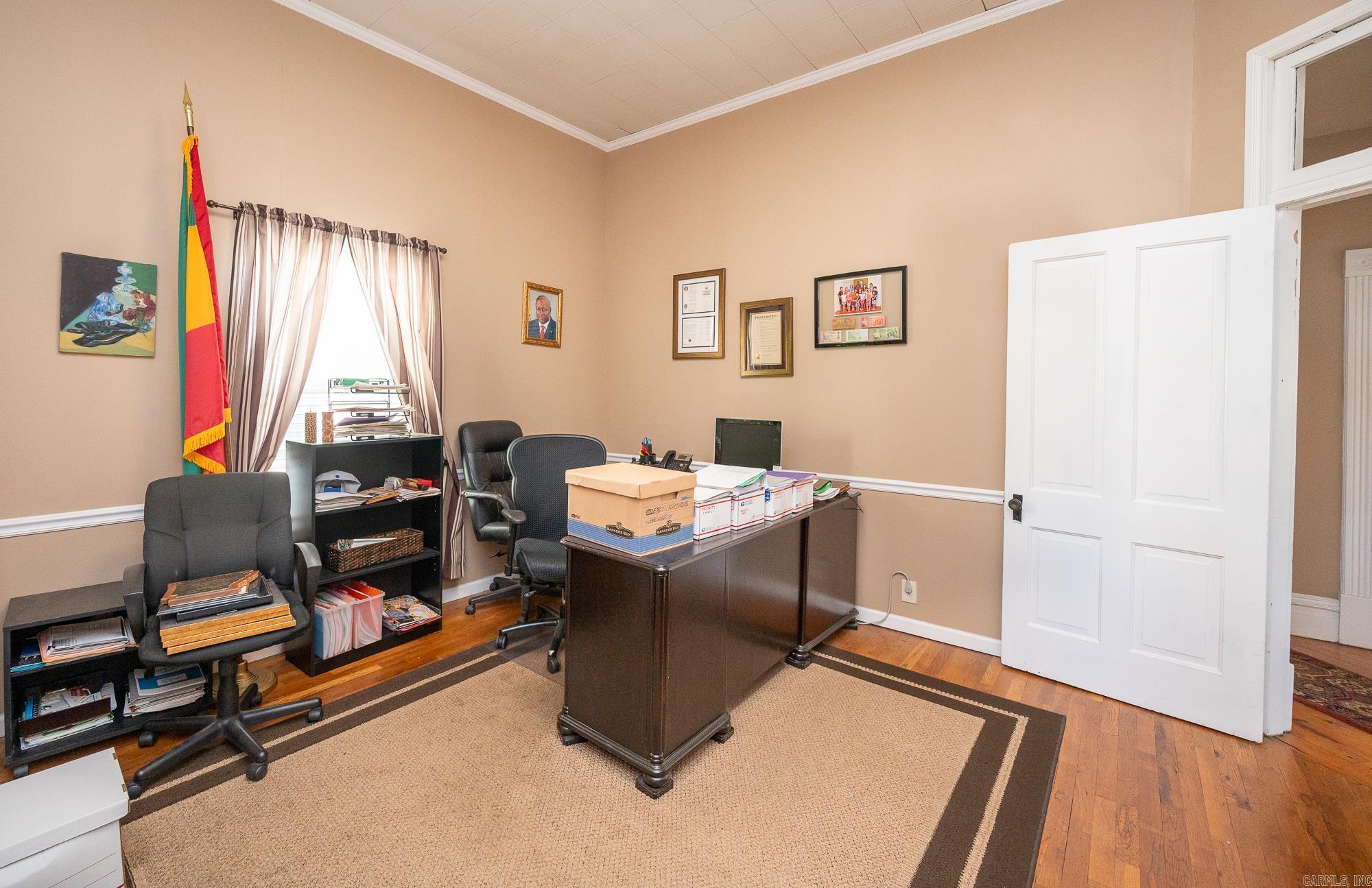 1323 Broadway Street Property Photo 8
