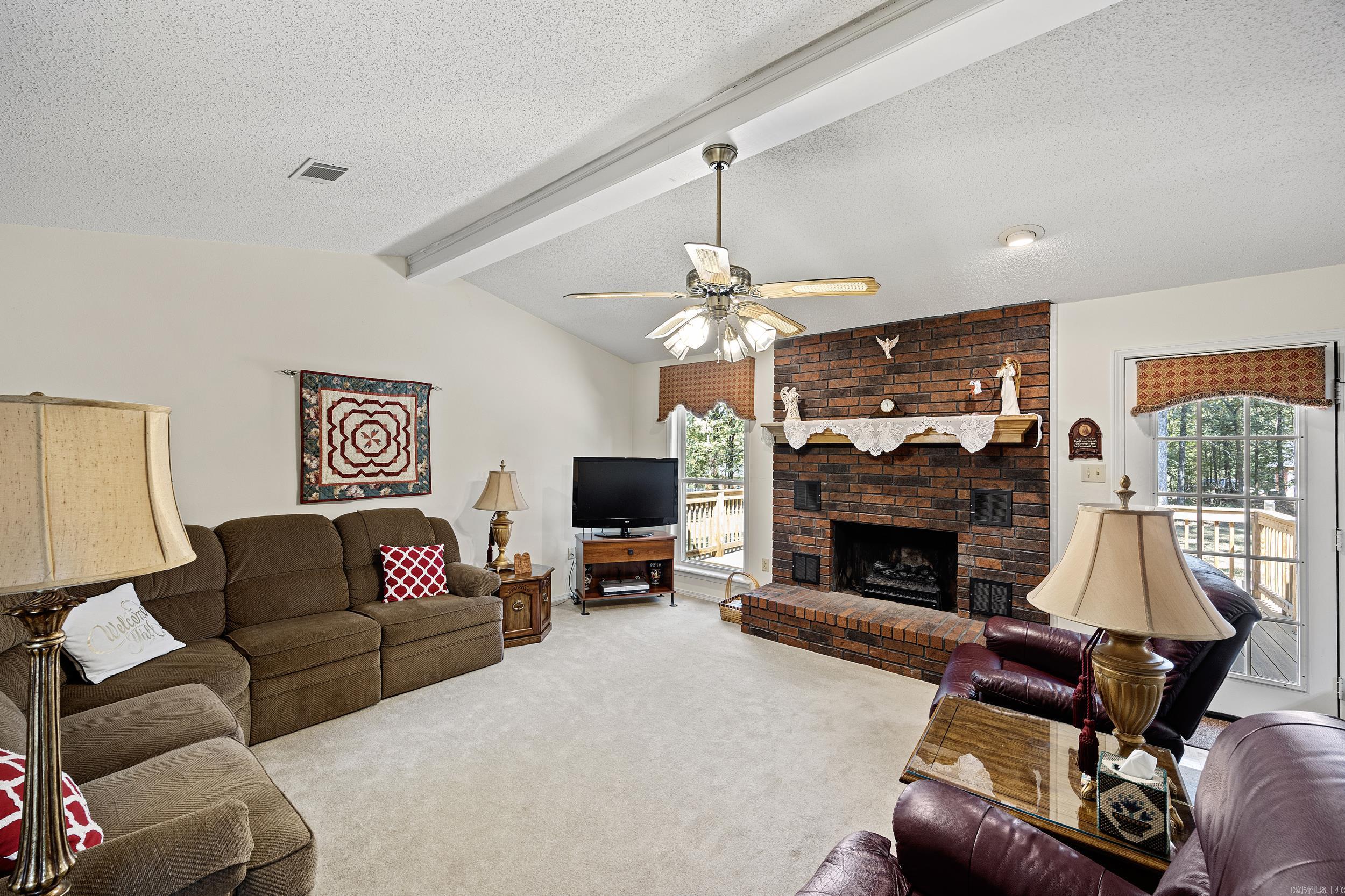 129 Dawn Circle Property Photo 2